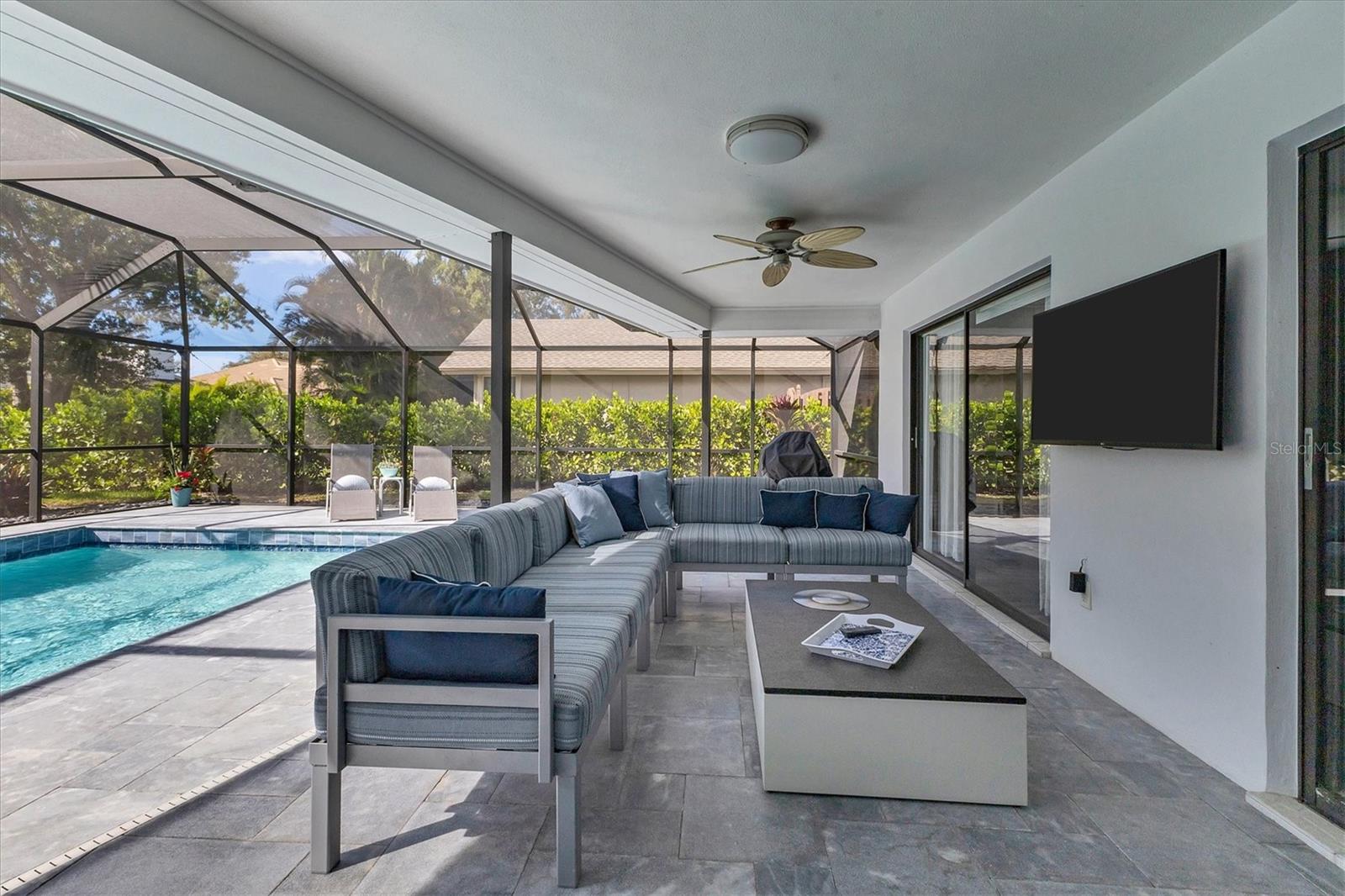 Image 37 of 77 For 1486 Landview Lane