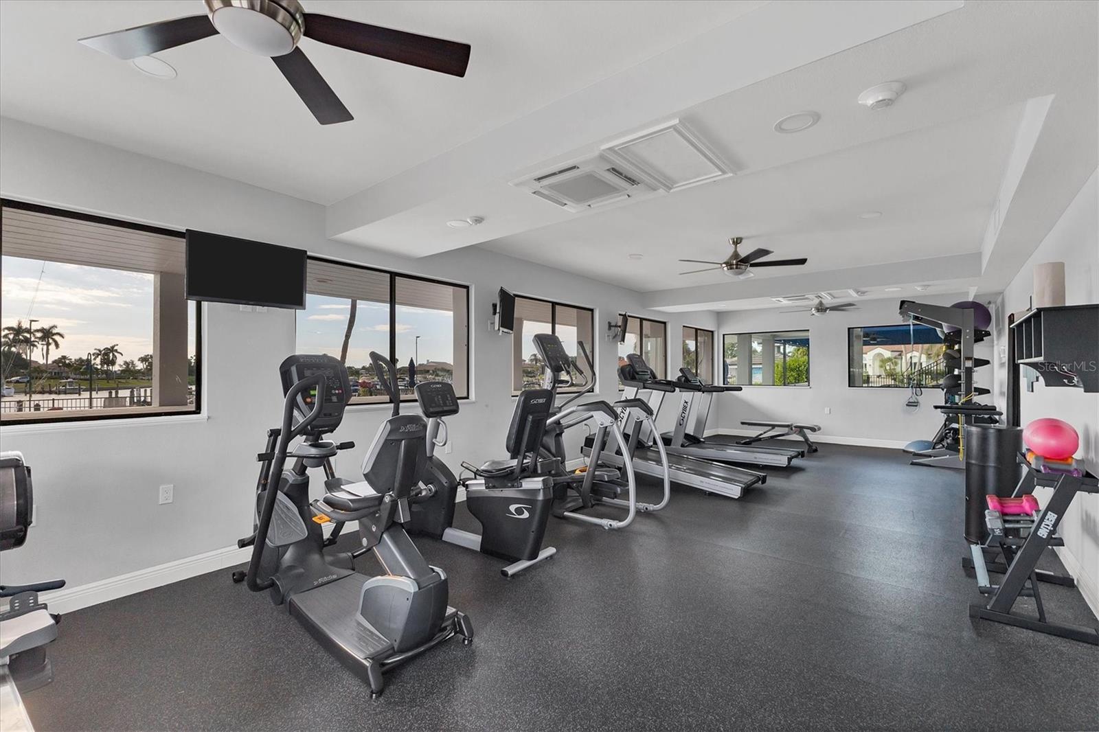 Image 59 of 77 For 1486 Landview Lane