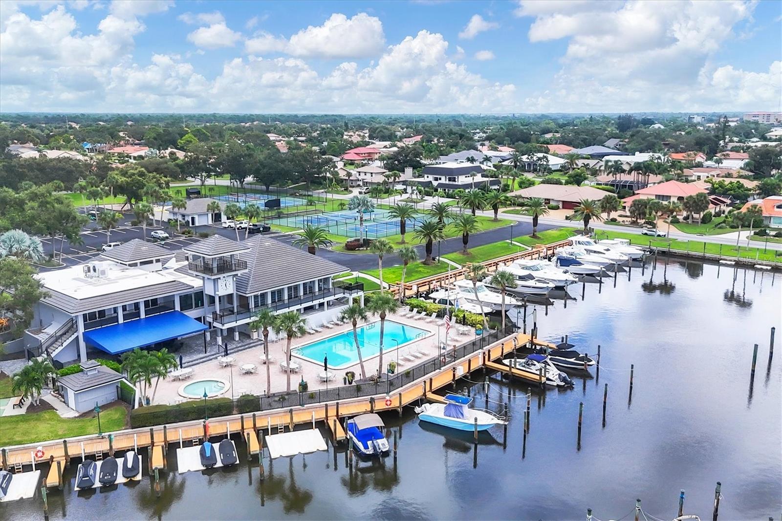 Image 65 of 77 For 1486 Landview Lane