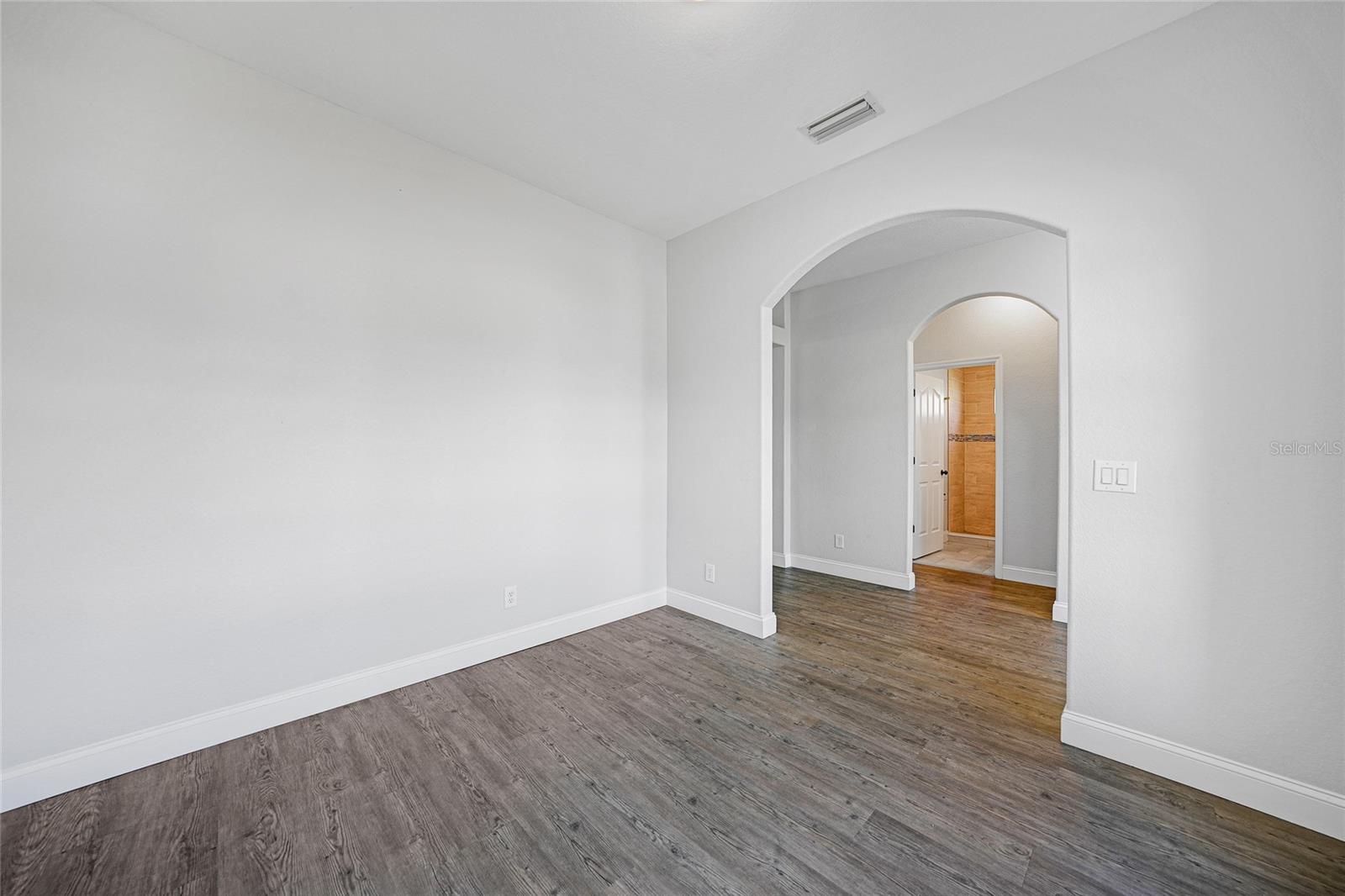 Image 16 of 53 For 1647 Squaw Lane