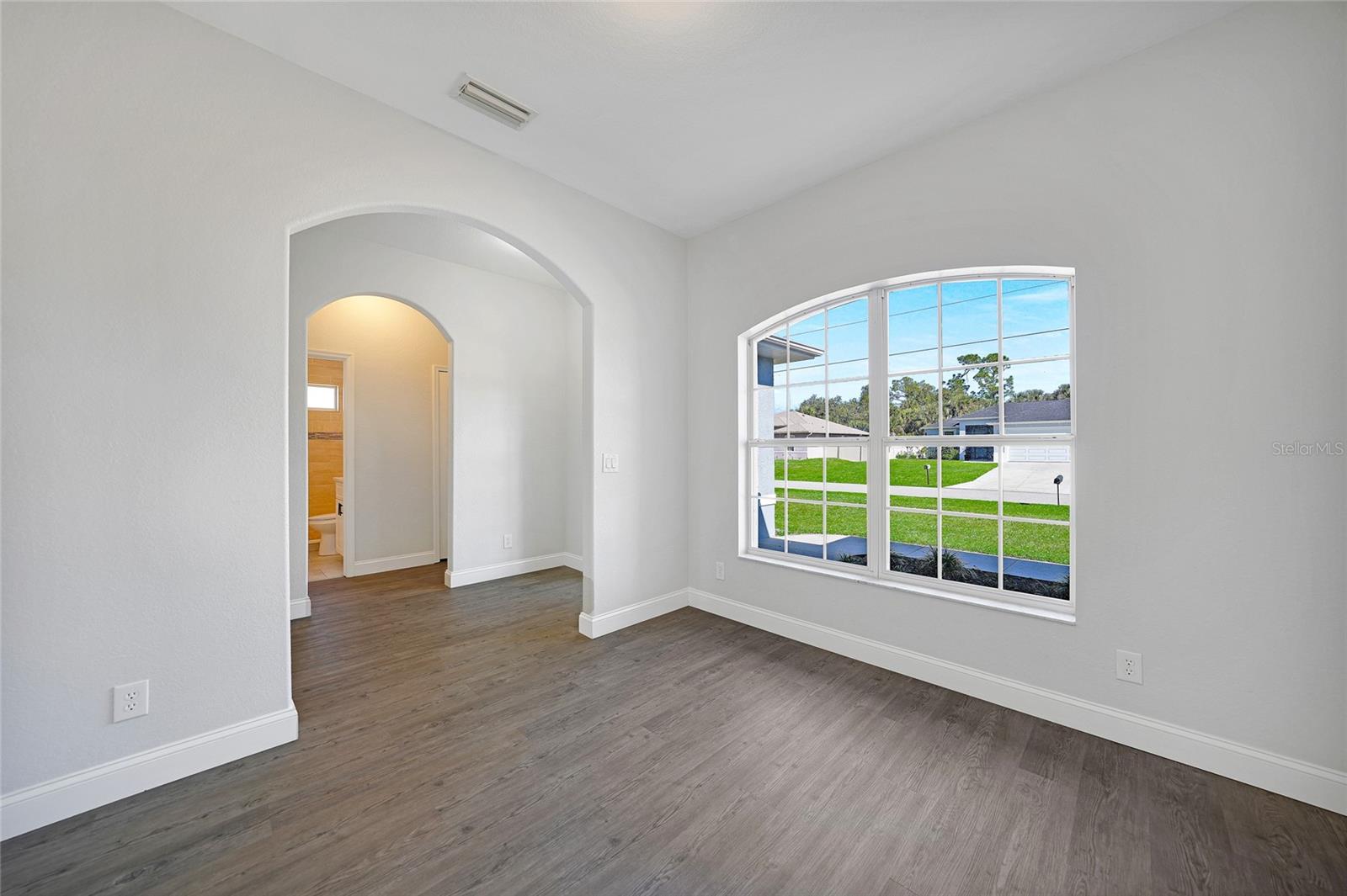 Image 17 of 53 For 1647 Squaw Lane