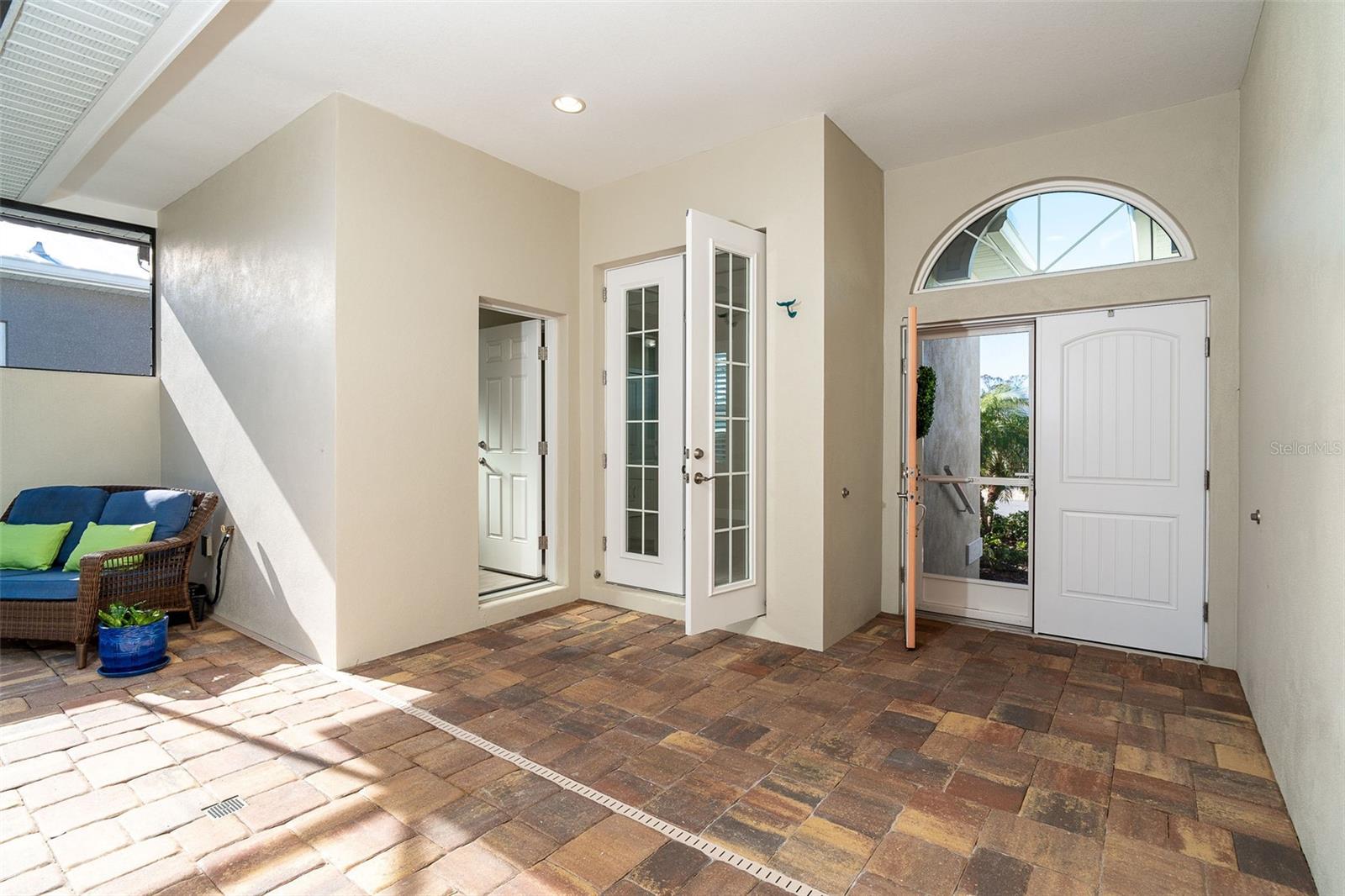 Image 5 of 51 For 10479 Coquina Court