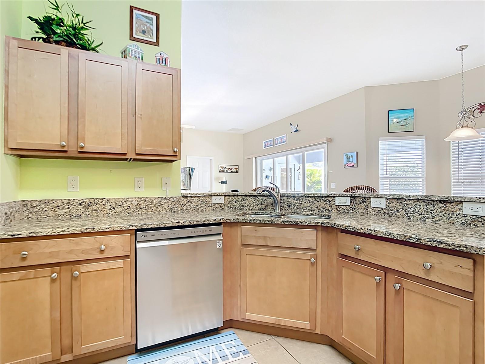 Image 5 of 86 For 119 Sportsman Road