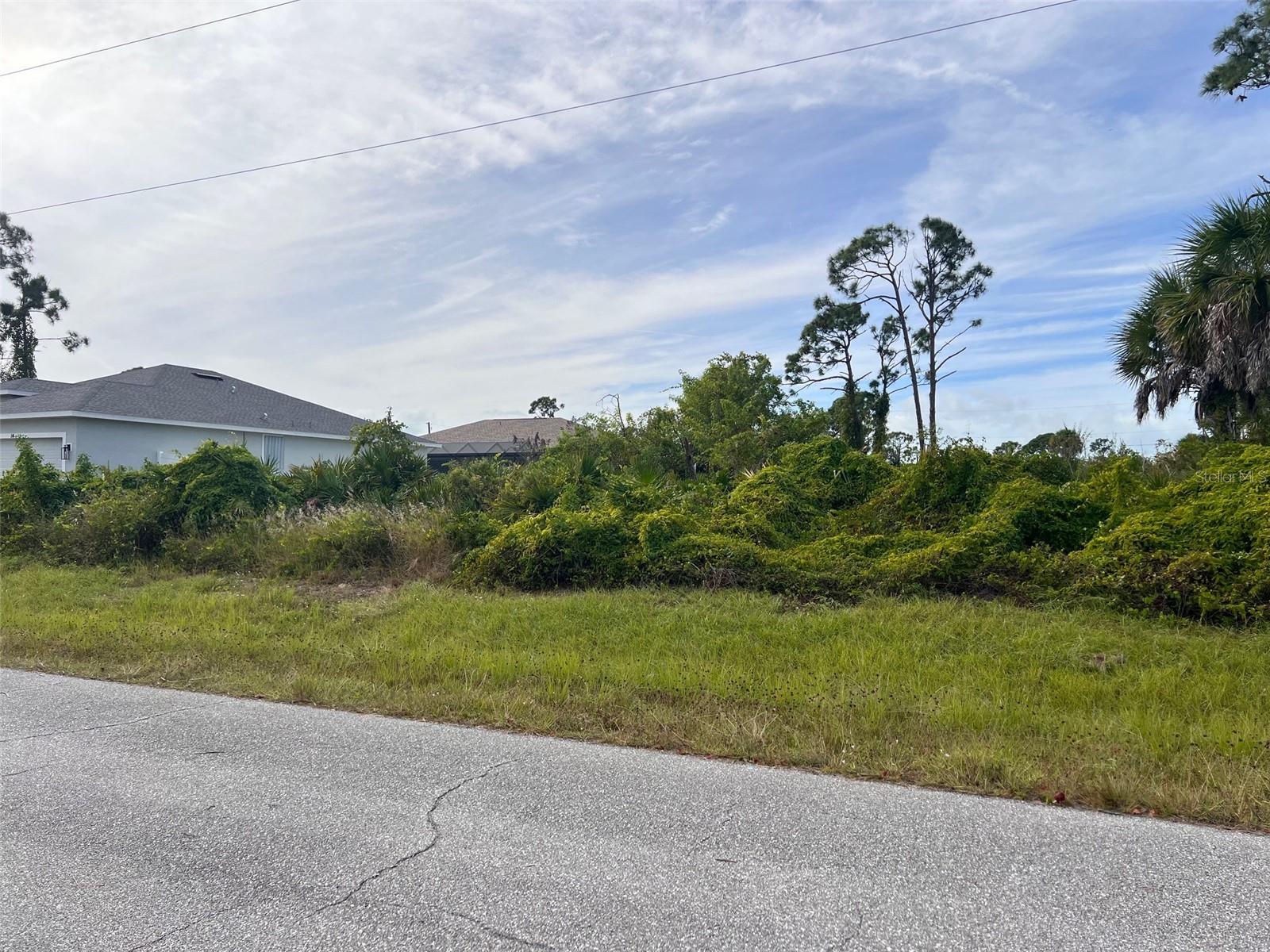 Image 4 of 6 For 16 Caree Place