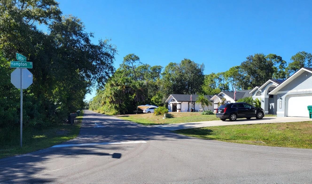 Image 11 of 12 For 18321 Sarcee Avenue