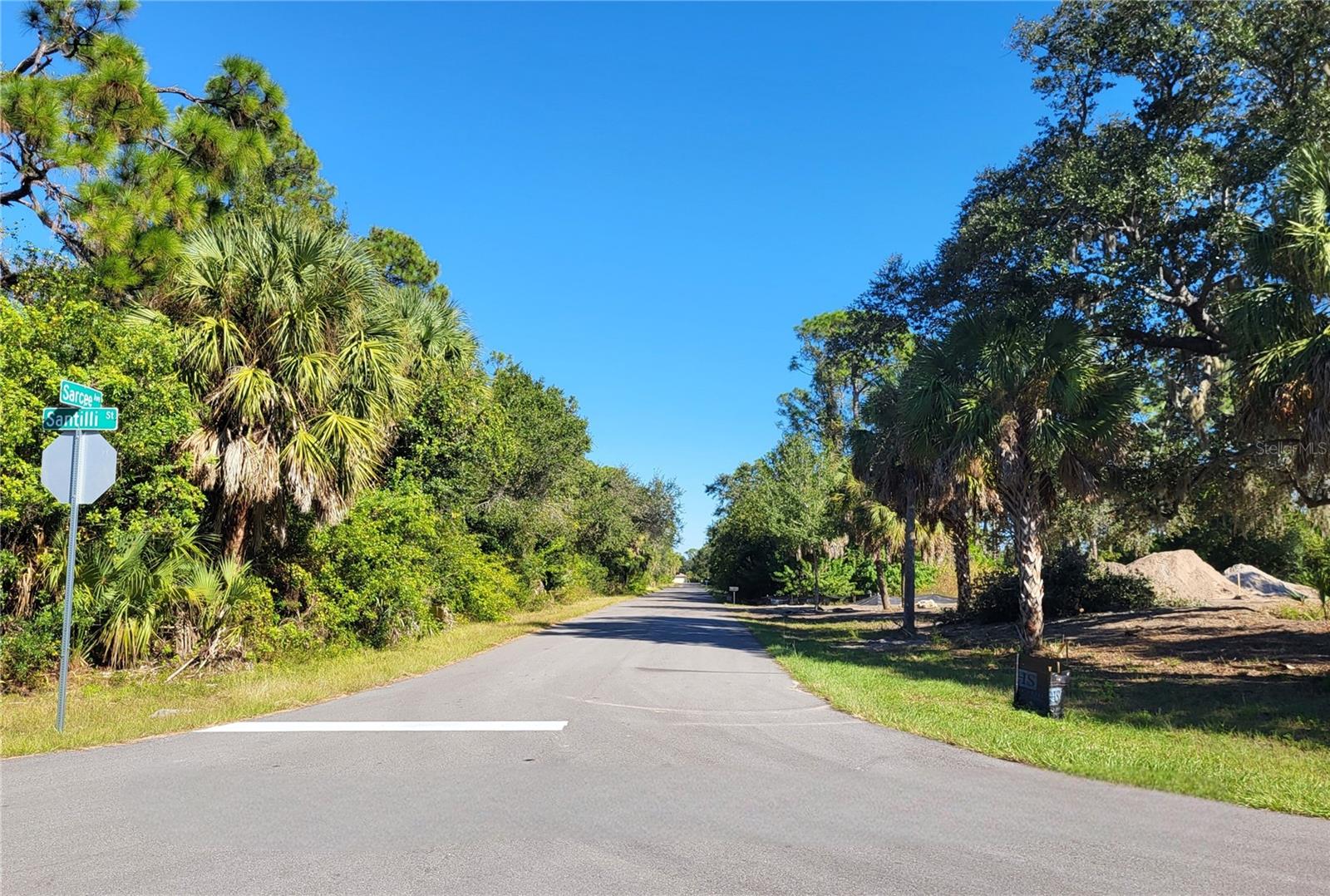 Image 12 of 12 For 18321 Sarcee Avenue