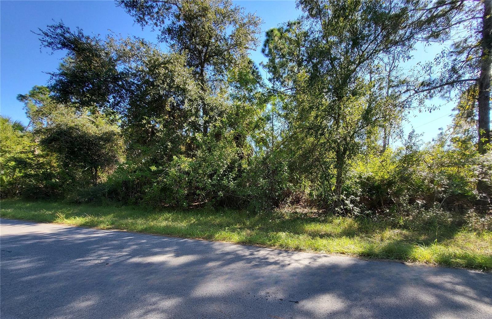 Image 2 of 12 For 18321 Sarcee Avenue