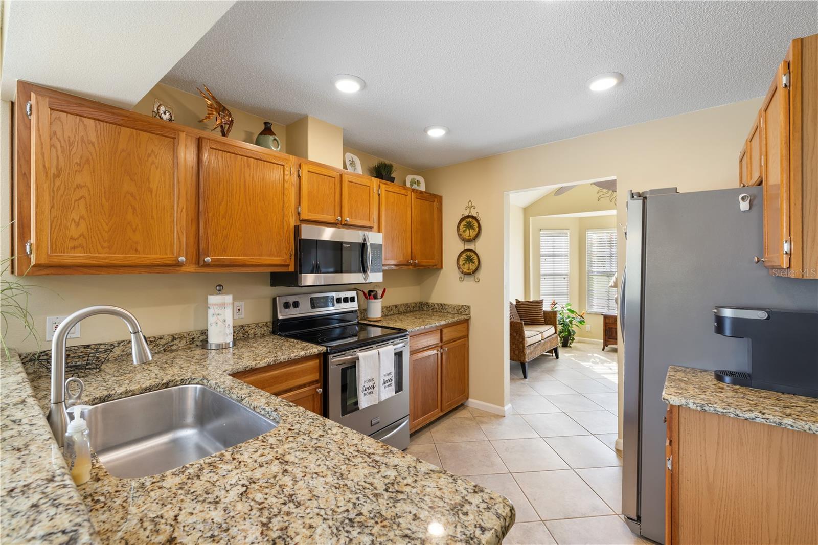 Image 16 of 39 For 324 Falling Waters Lane 164