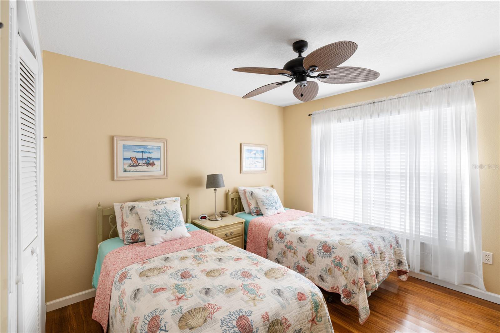 Image 27 of 39 For 324 Falling Waters Lane 164