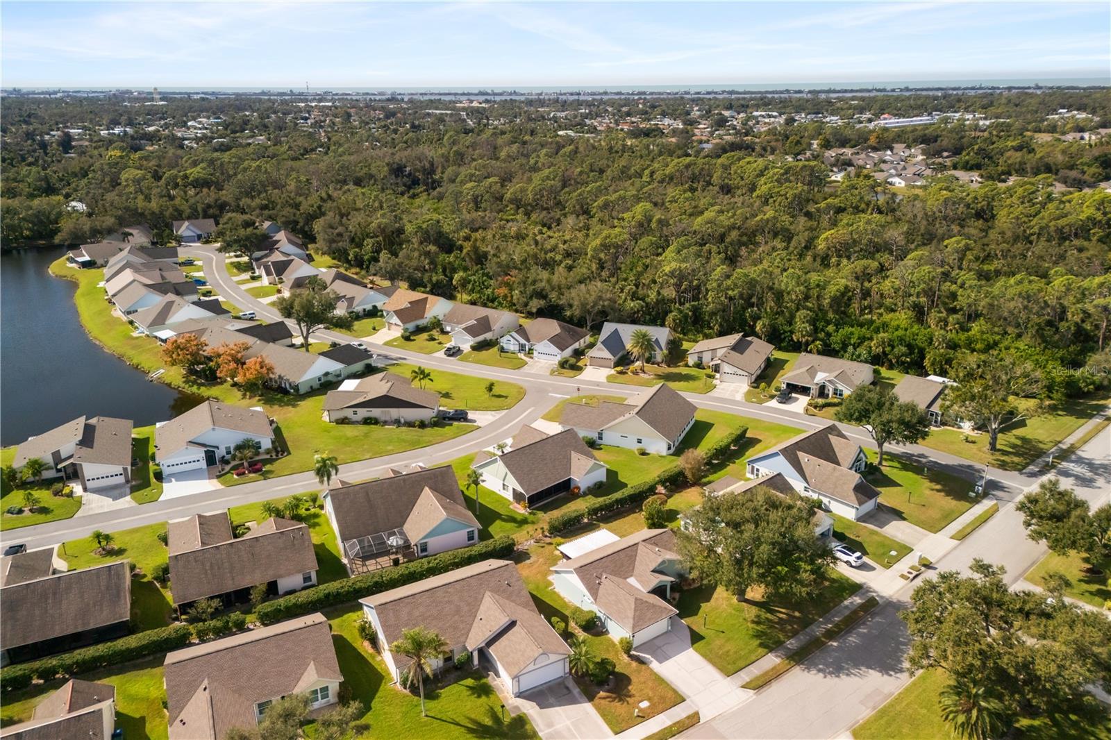 Image 33 of 39 For 324 Falling Waters Lane 164