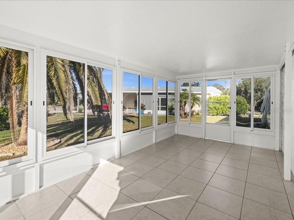 Image 17 of 46 For 809 Manchester Court