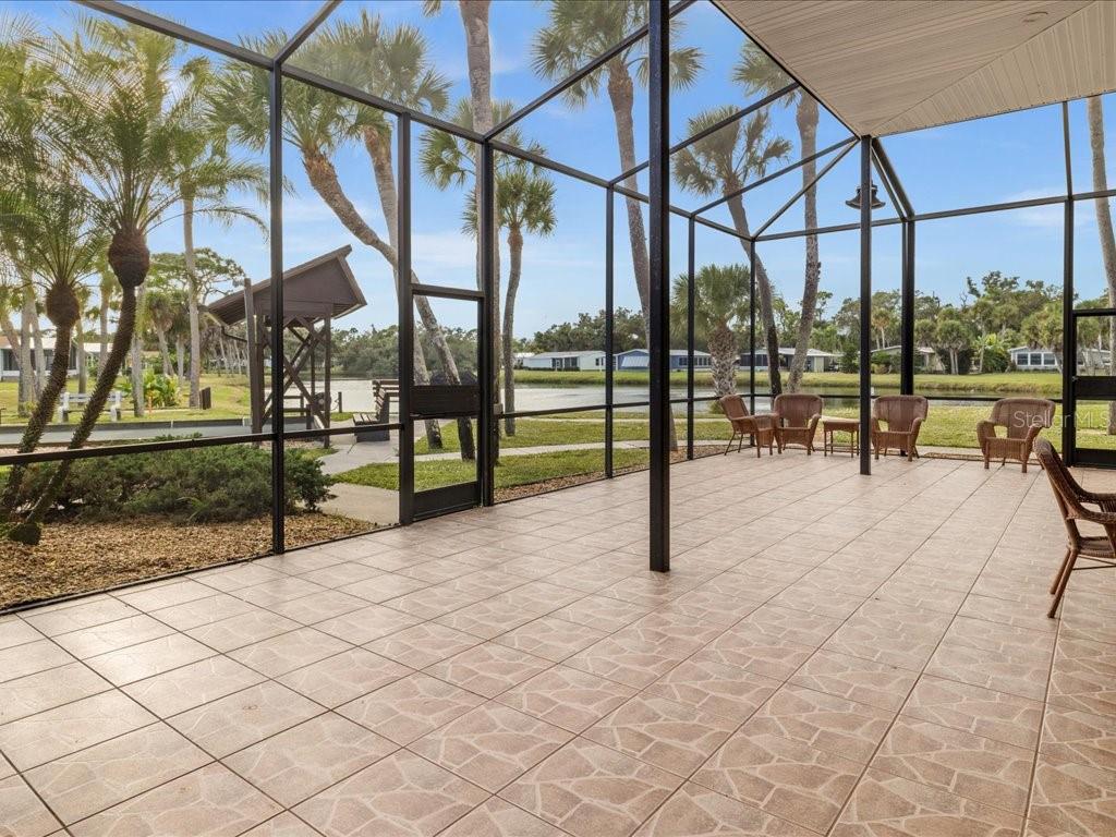 Image 39 of 46 For 809 Manchester Court