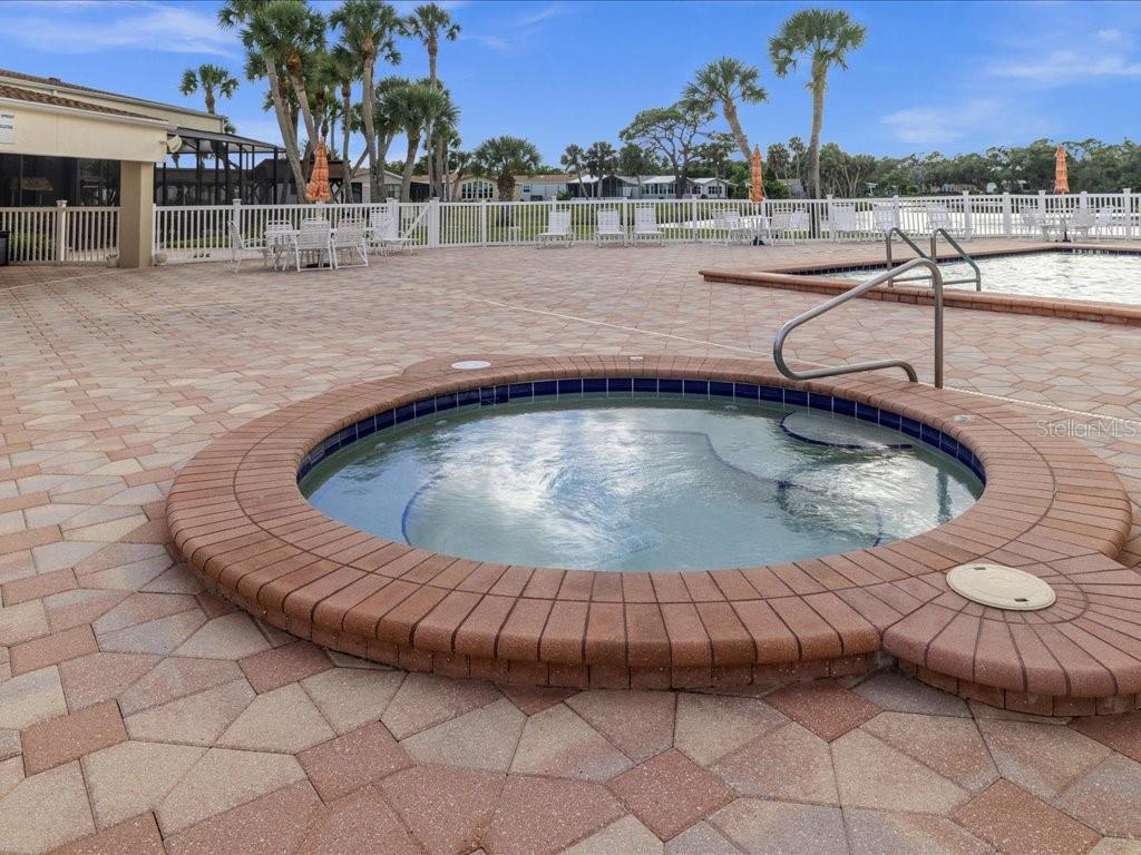 Image 42 of 46 For 809 Manchester Court