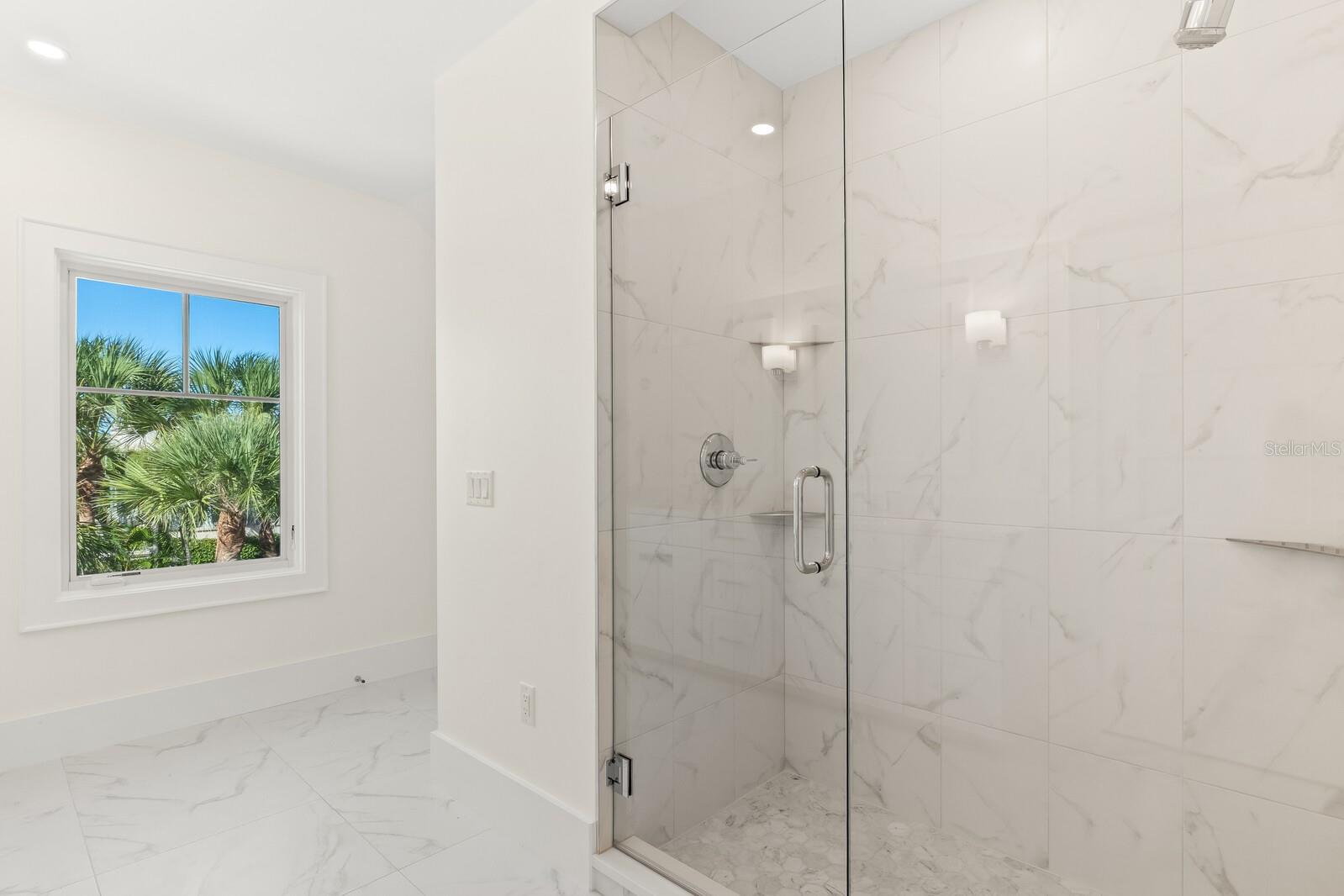 Image 37 of 59 For 4070 Loomis Avenue