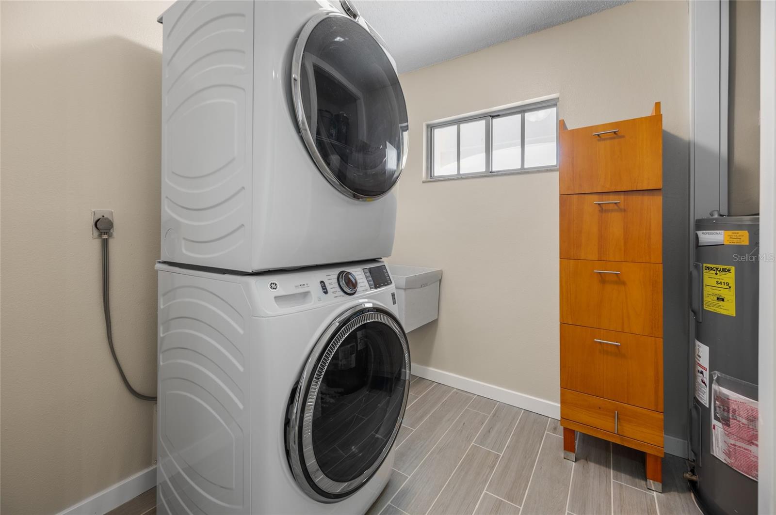 Image 22 of 47 For 1493 Janet Place