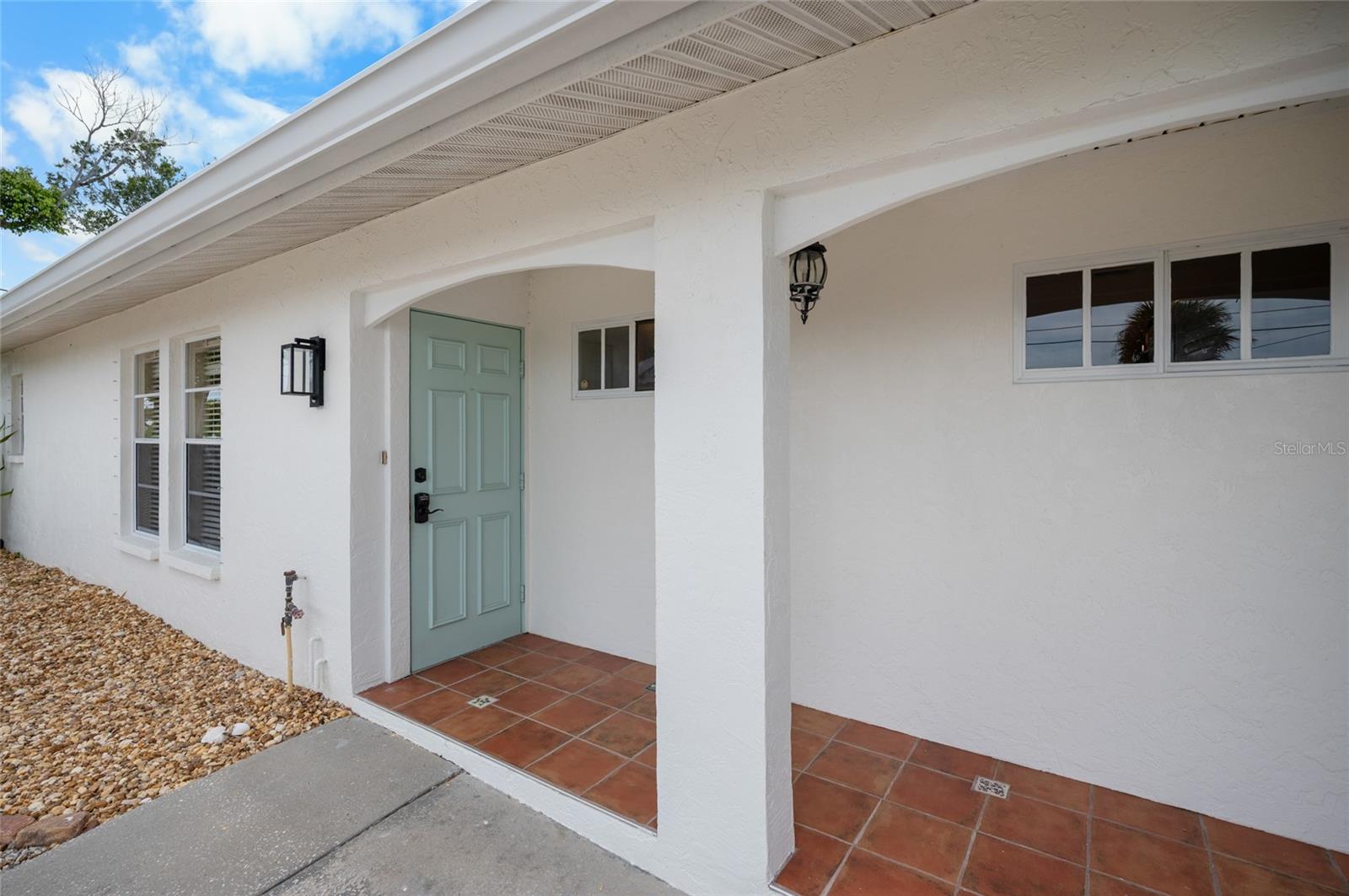 Image 3 of 47 For 1493 Janet Place