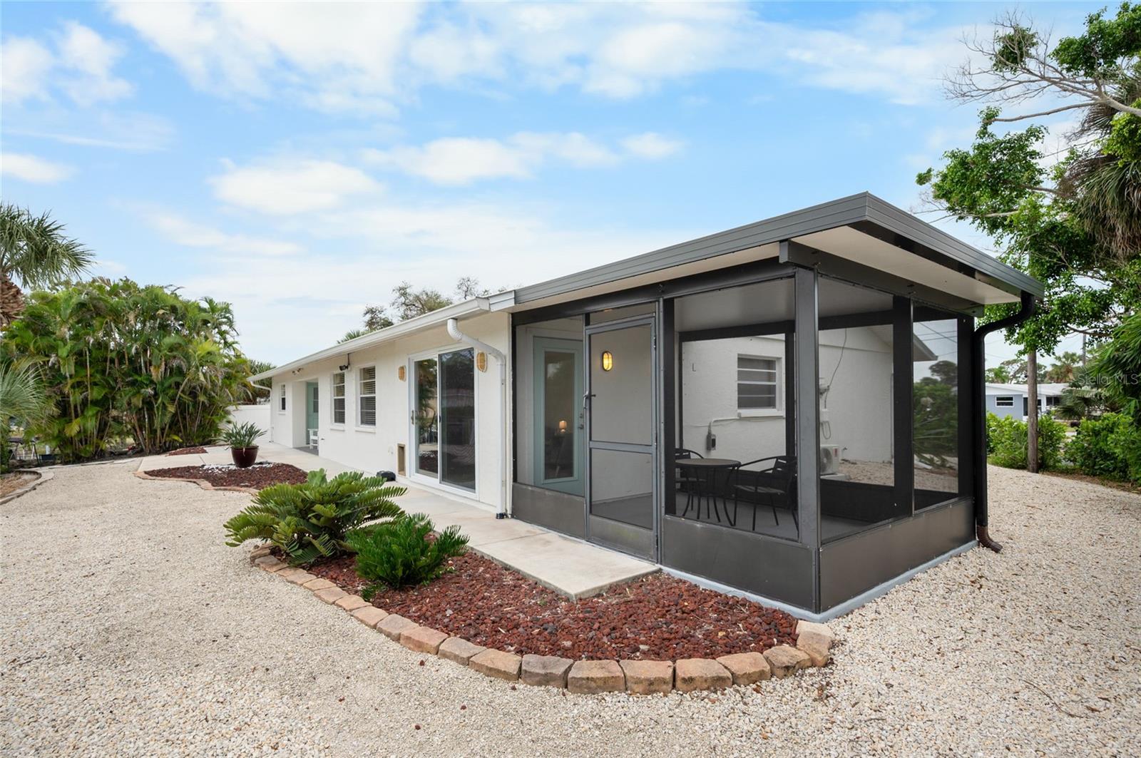 Image 34 of 47 For 1493 Janet Place