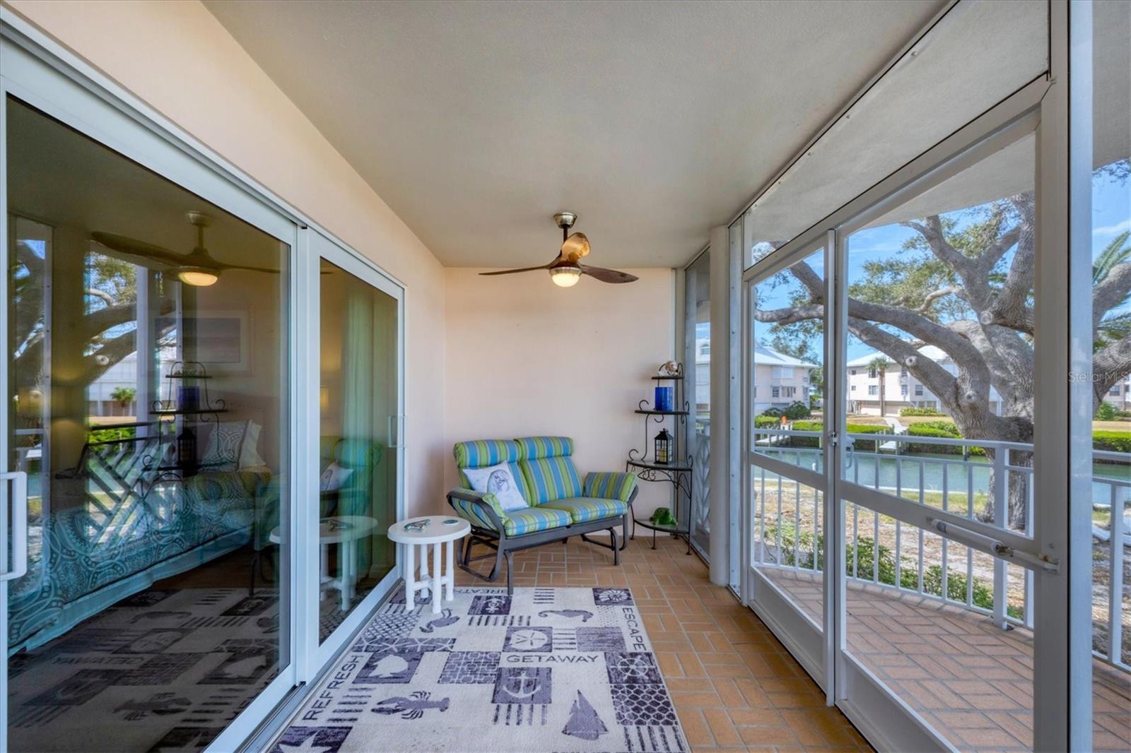 Image 31 of 60 For 11000 Placida Rd  702