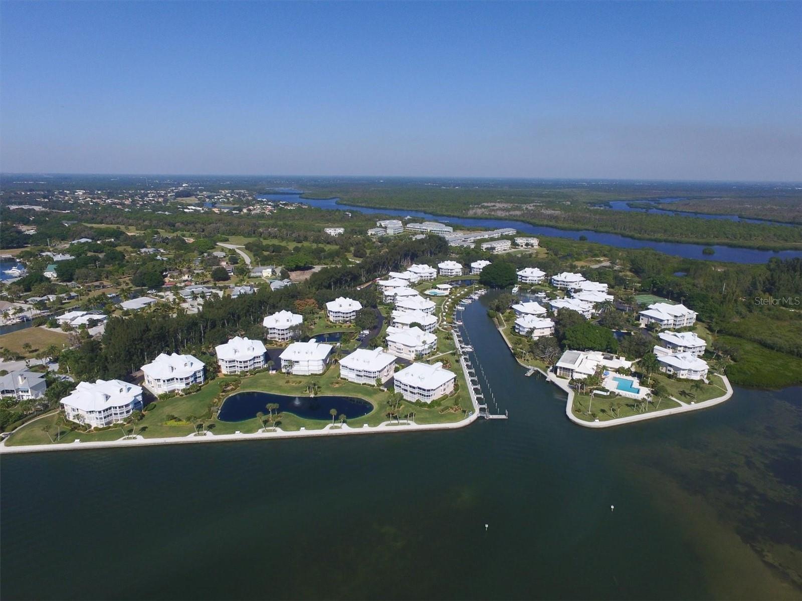 Image 58 of 60 For 11000 Placida Rd  702