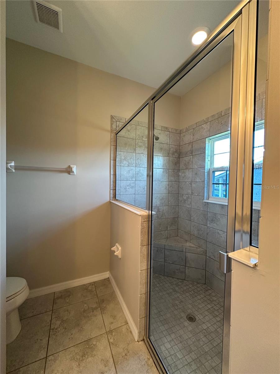 Image 11 of 16 For 18463 Van Nuys Circle