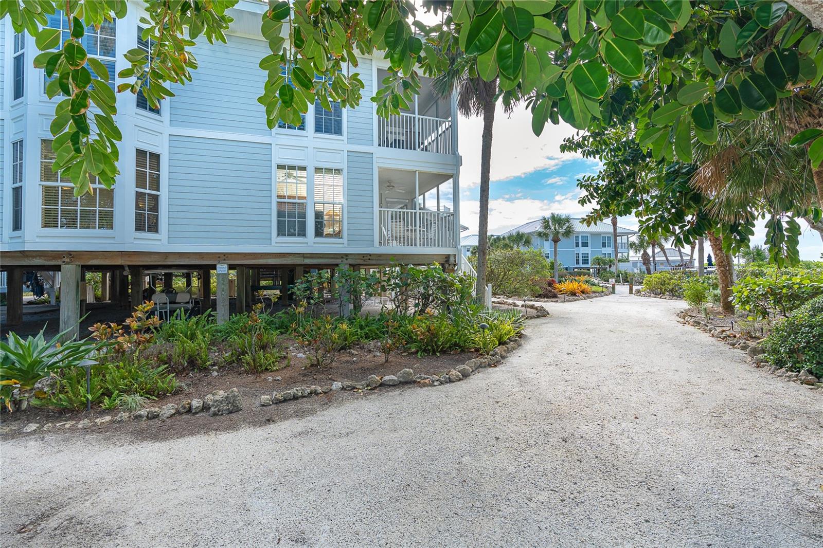 Image 17 of 29 For 7536 Palm Island Drive S 1511