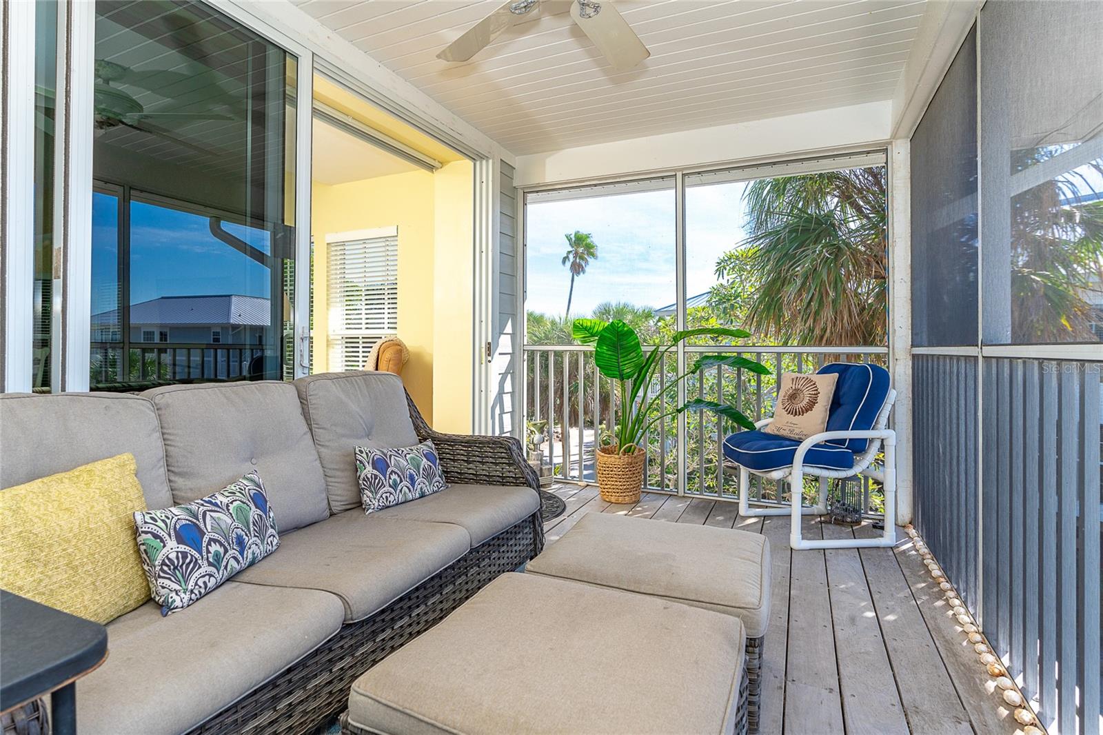 Image 10 of 43 For 7536 Palm Island Drive S 1524