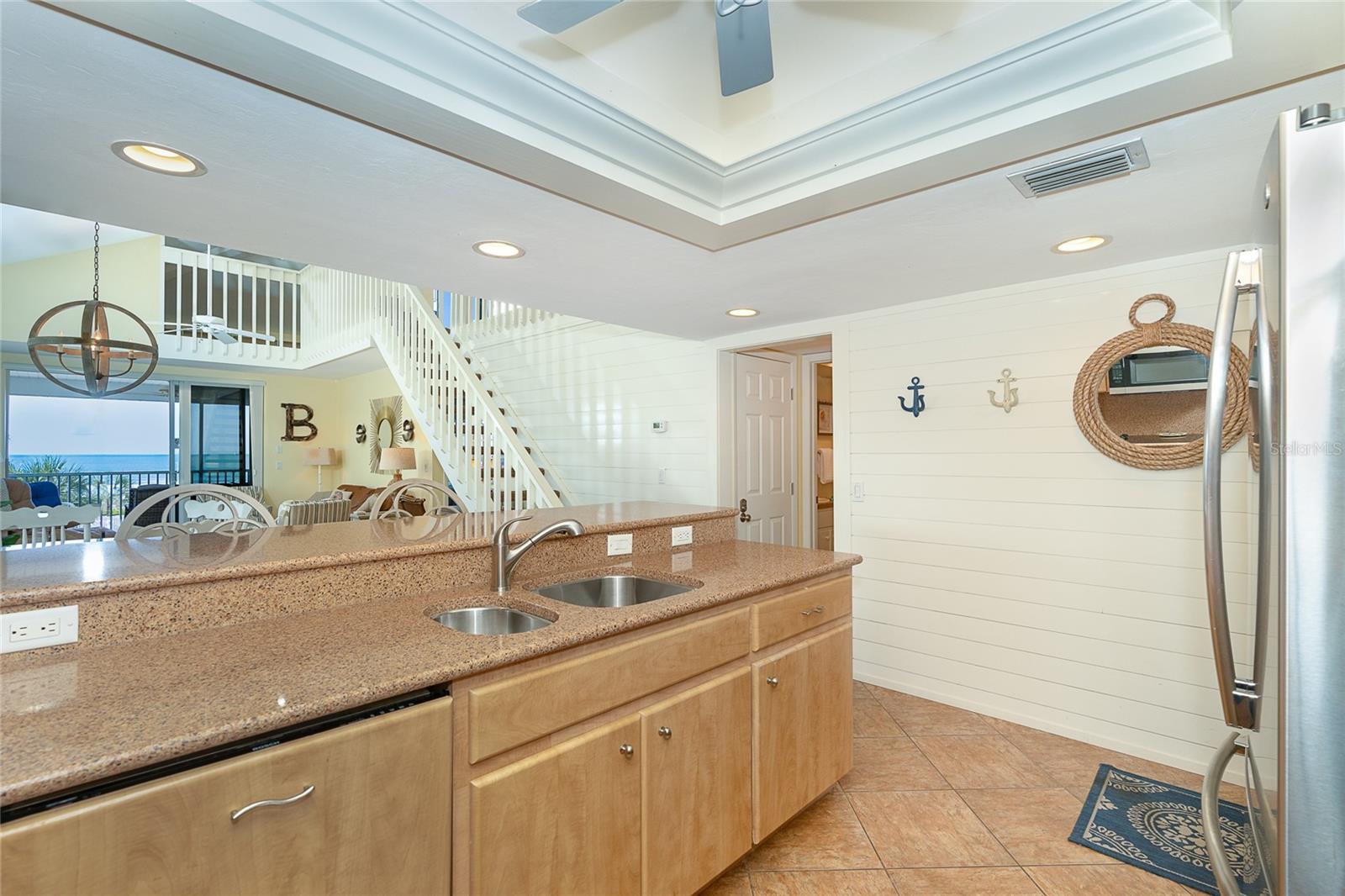 Image 17 of 43 For 7536 Palm Island Drive S 1524