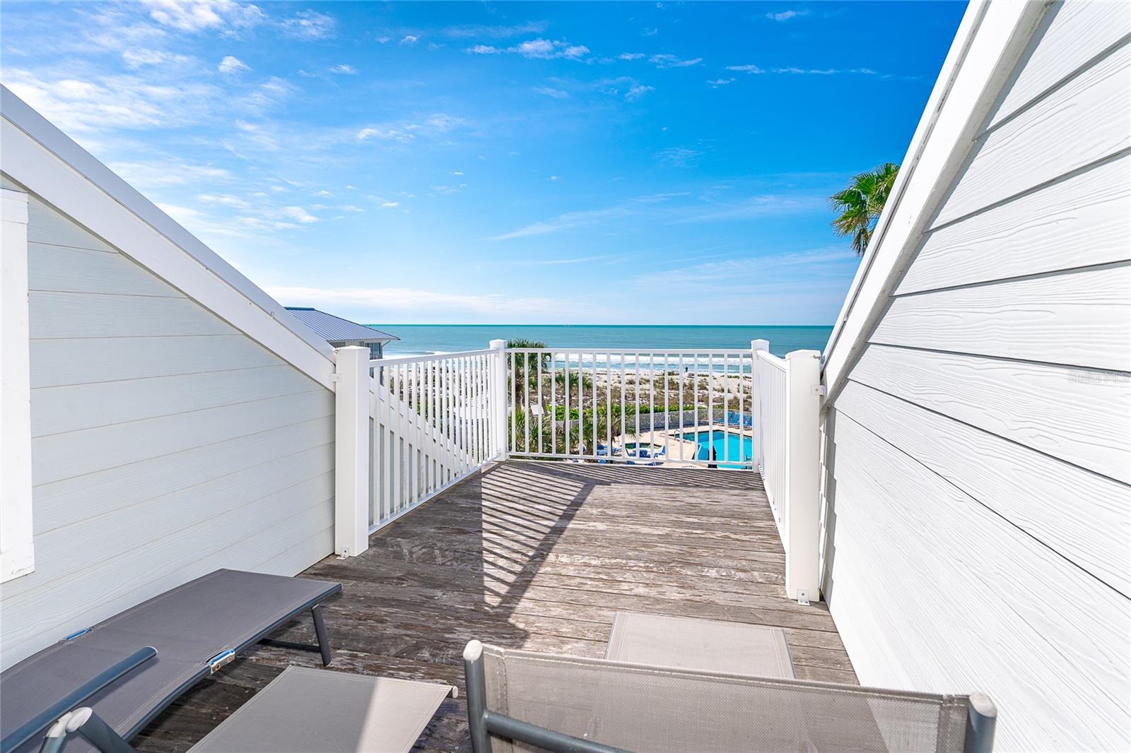 Image 23 of 43 For 7536 Palm Island Drive S 1524