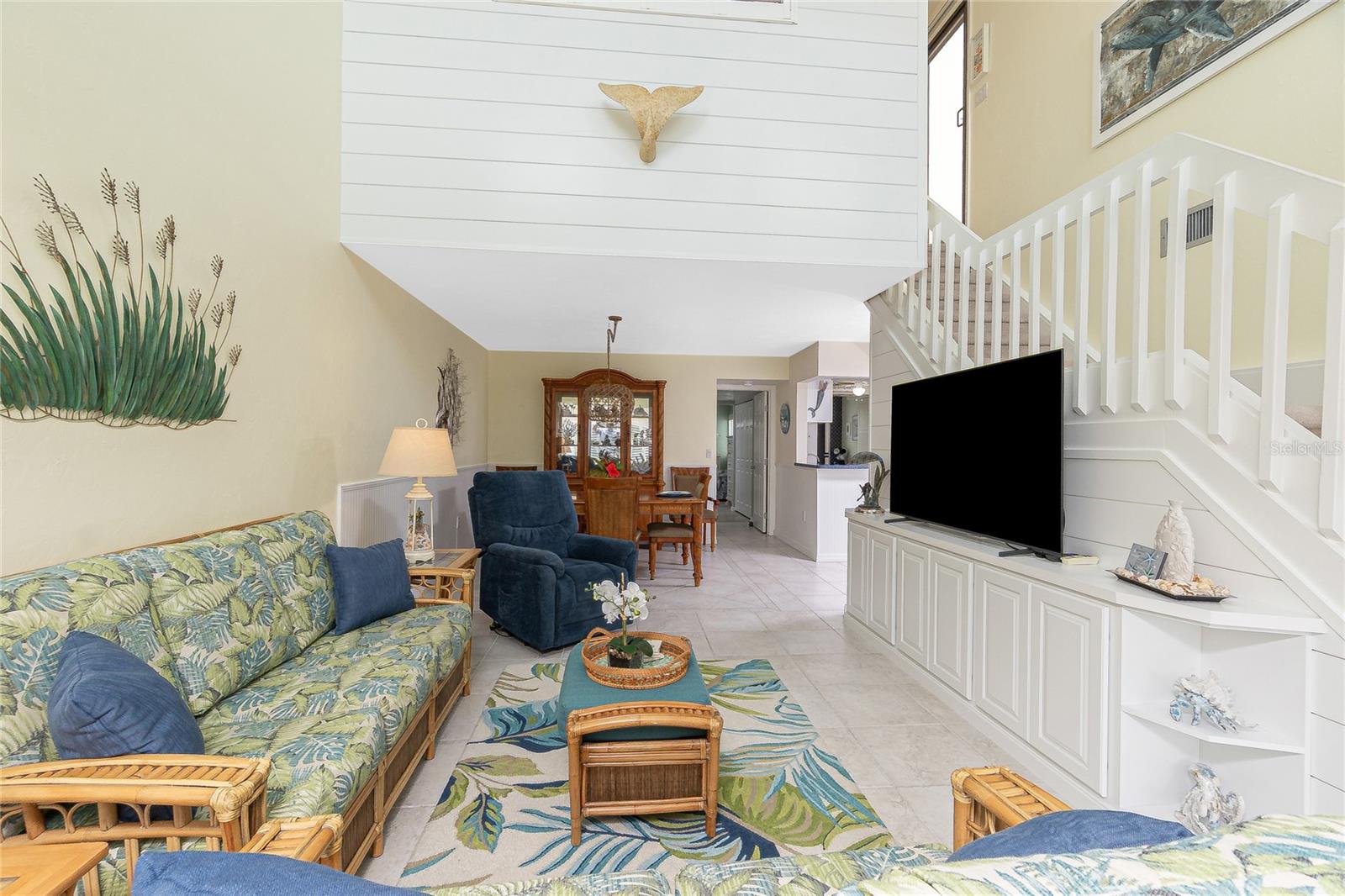 Image 21 of 54 For 2955 Beach Road C123