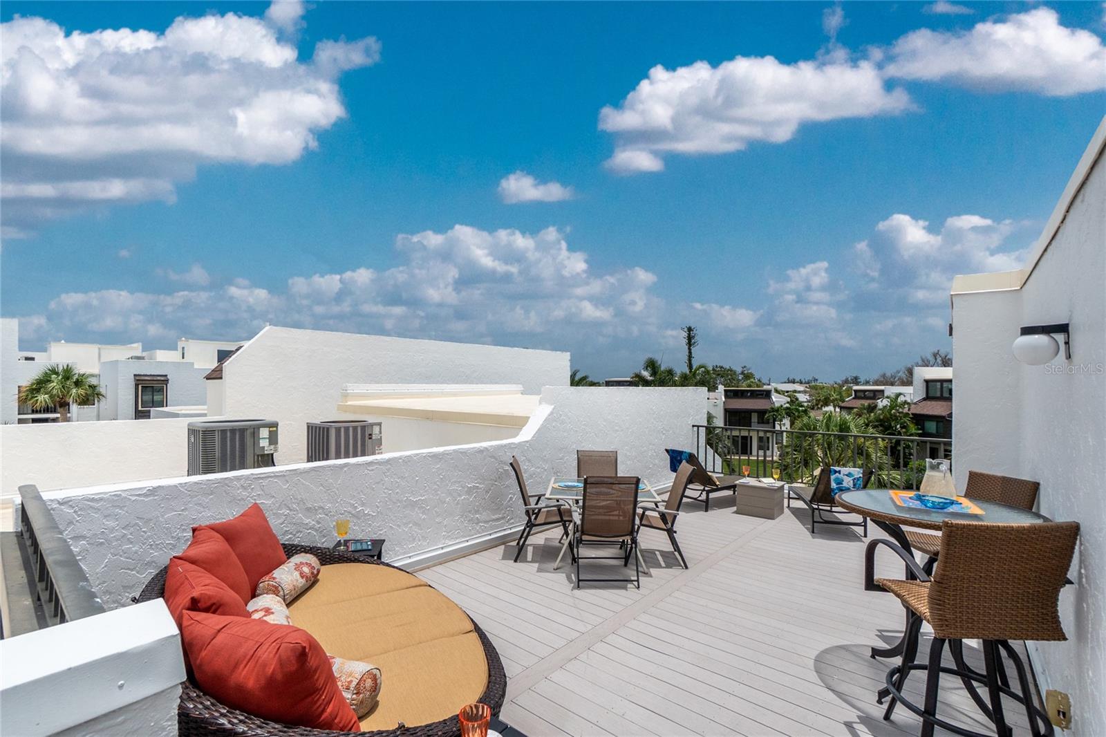 Image 42 of 54 For 2955 Beach Road C123