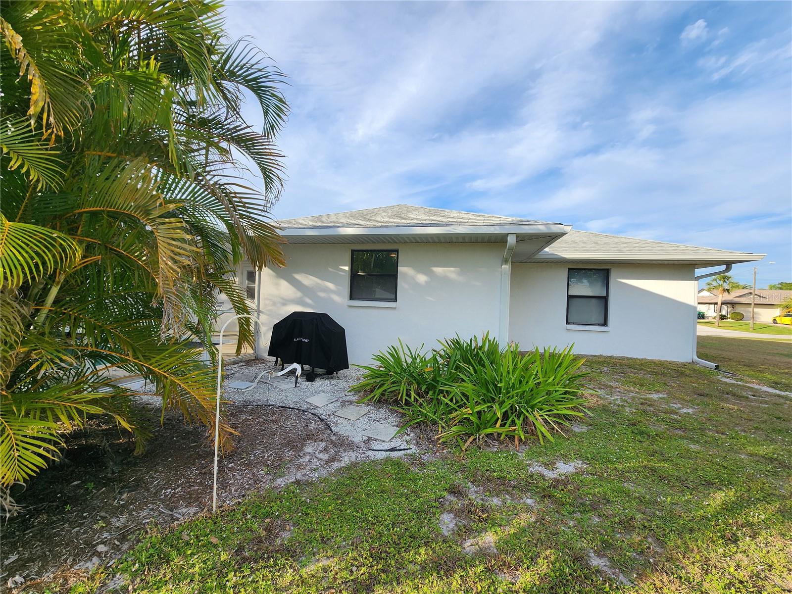 Image 10 of 50 For 11011 Sandrift Avenue