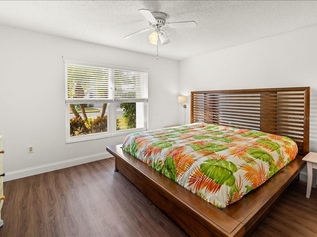 Image 24 of 50 For 515 Wekiva River Court 81