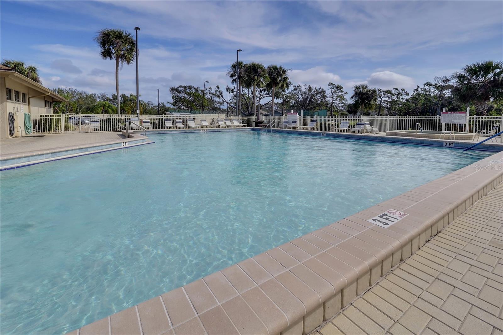 Image 44 of 50 For 515 Wekiva River Court 81