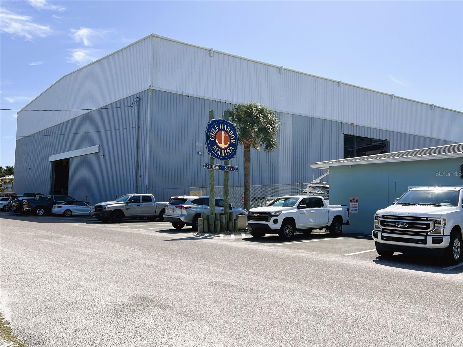 Image 15 of 16 For 100 Circuit Road S12