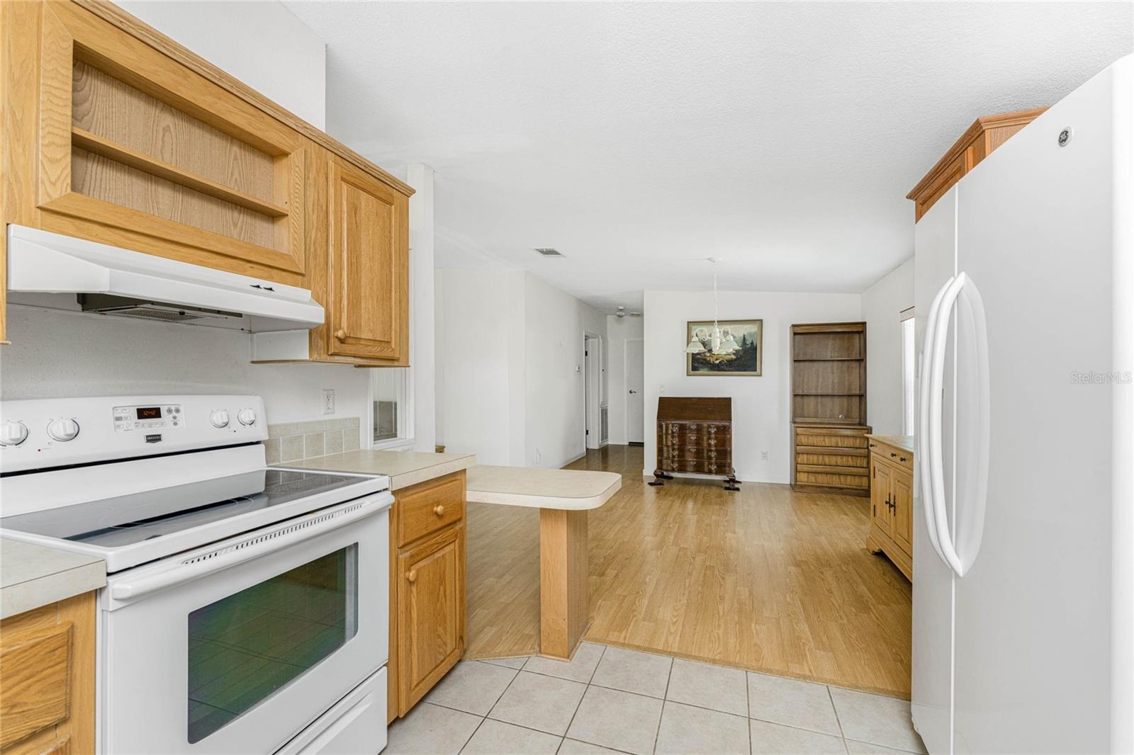 Image 16 of 53 For 1891 Englewood Road 81