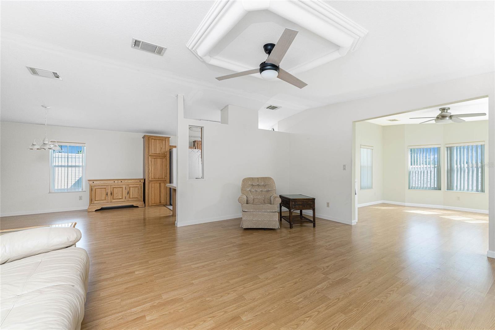 Image 23 of 53 For 1891 Englewood Road 81