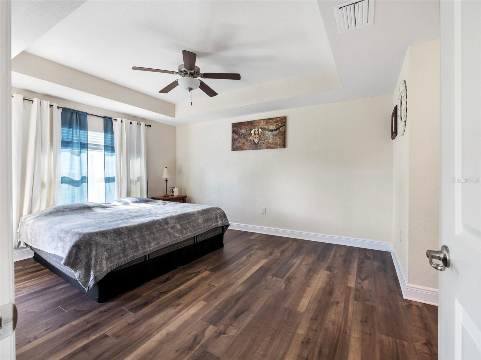 Image 19 of 40 For 9087 Hilliard Terrace