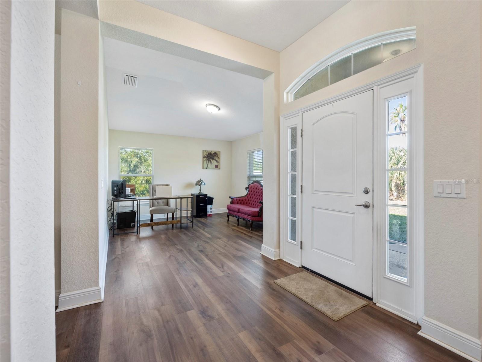 Image 5 of 40 For 9087 Hilliard Terrace