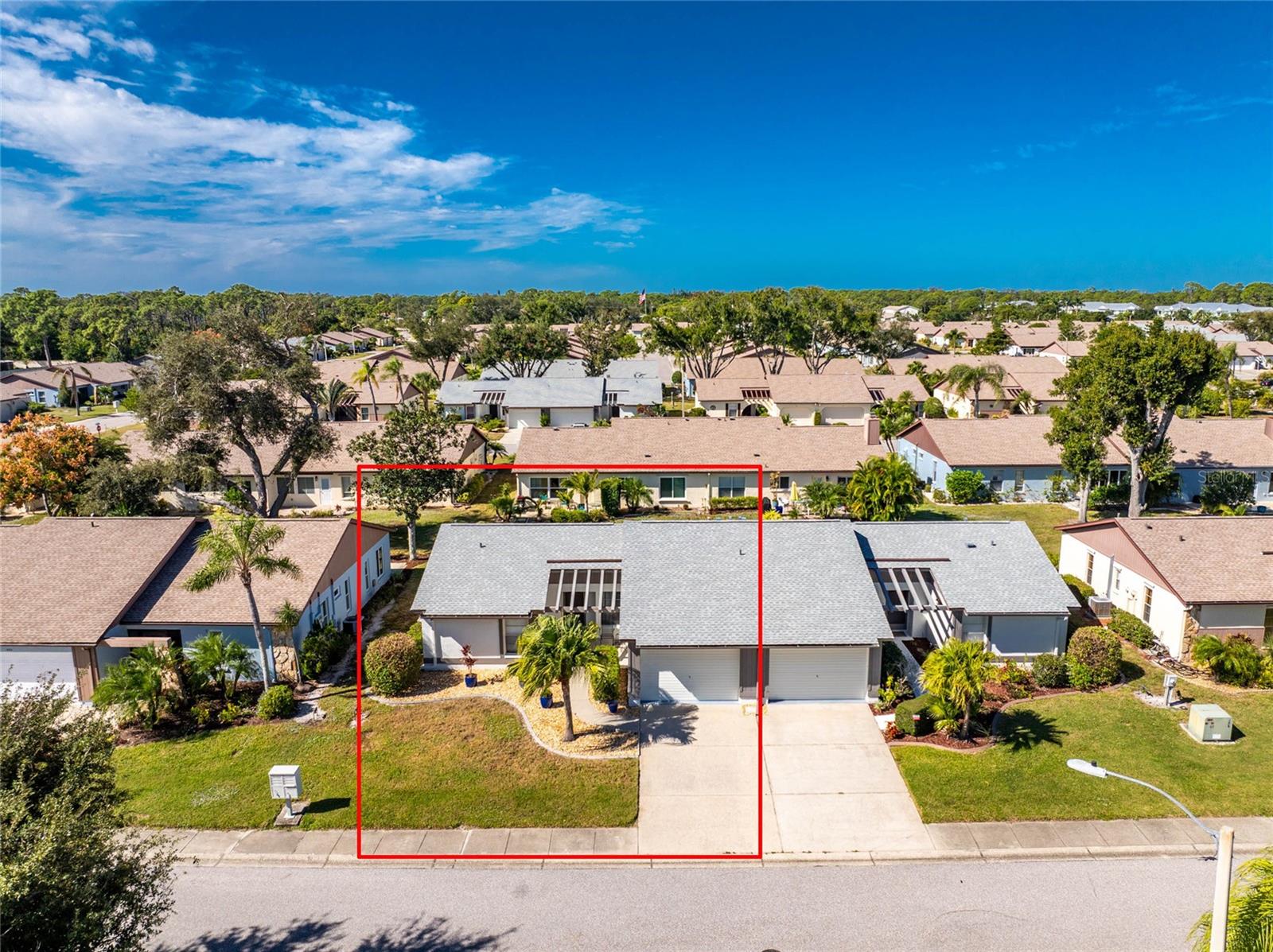 Image 34 of 47 For 607 Deerwood Avenue 607