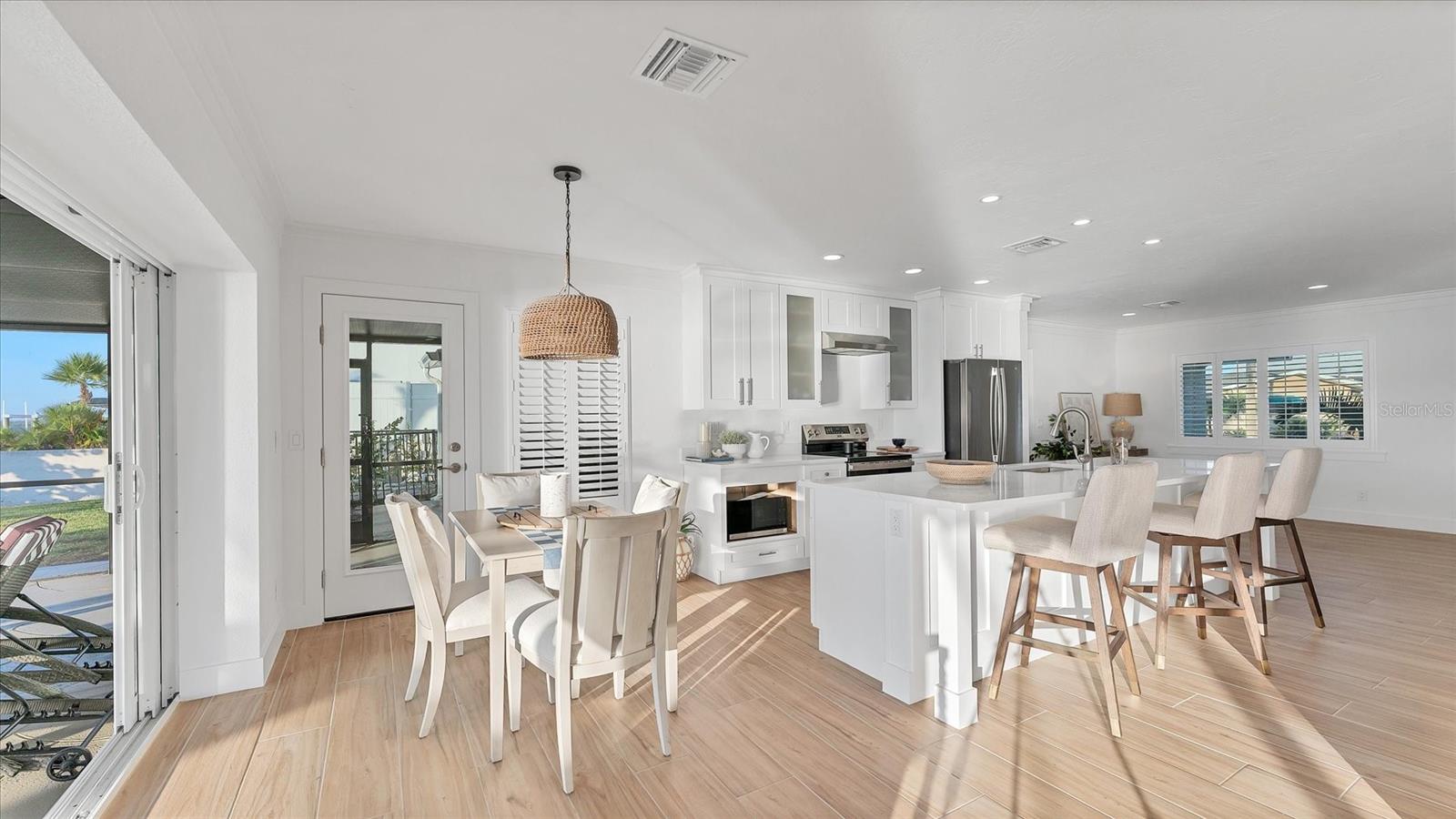 Image 11 of 58 For 10476 Boyette Street