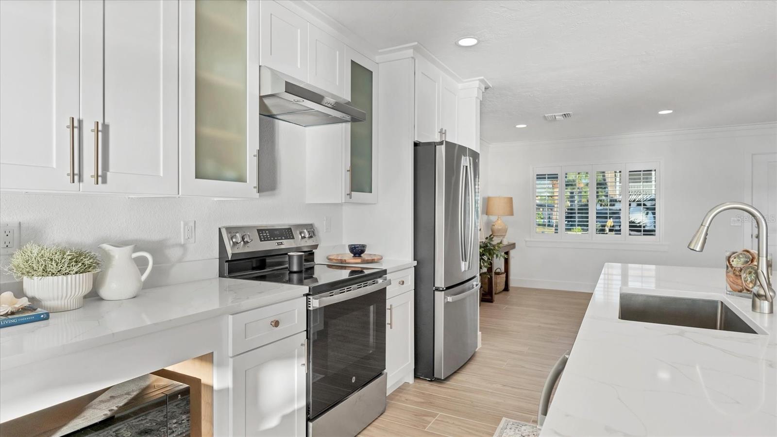 Image 14 of 58 For 10476 Boyette Street