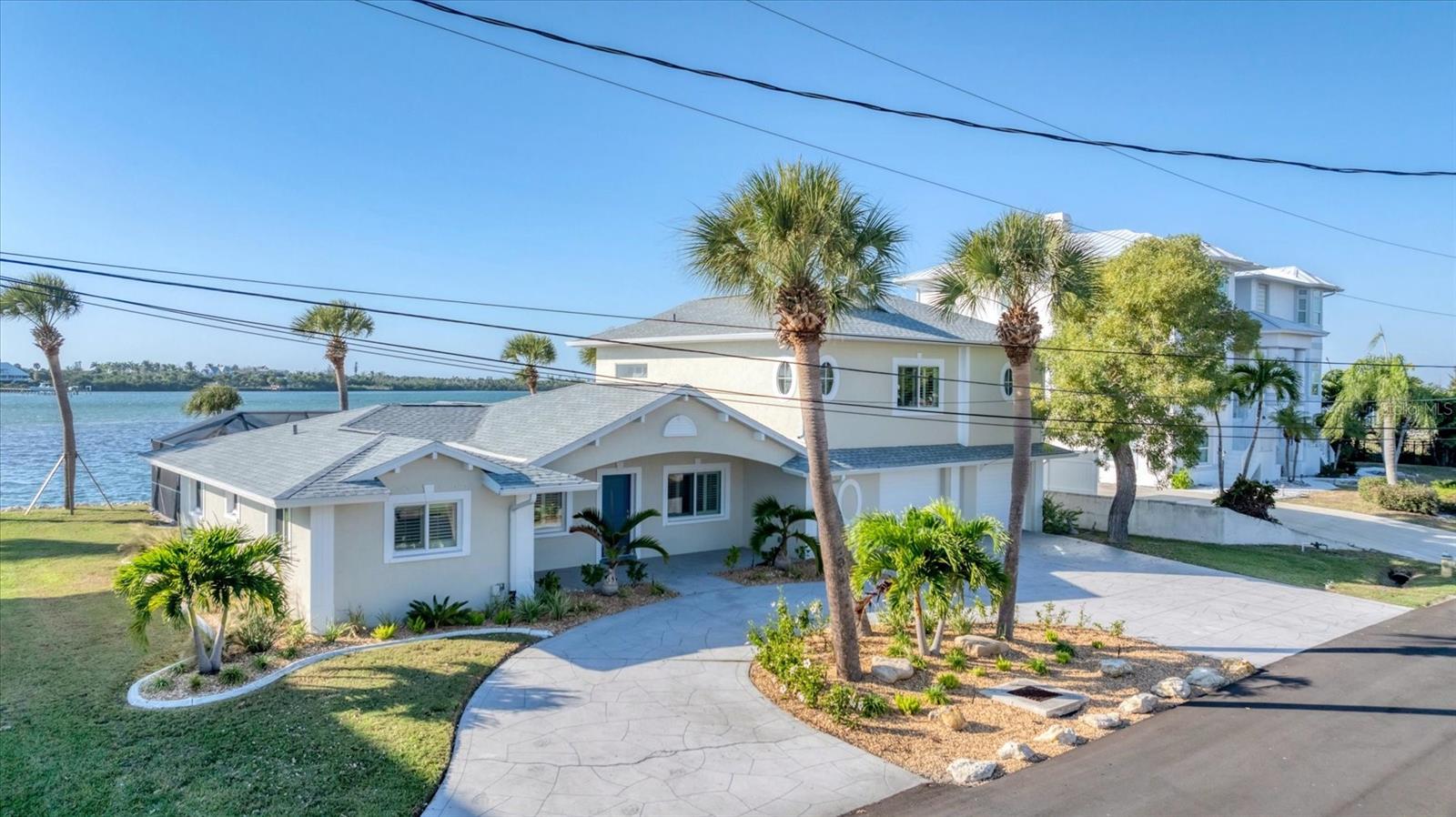 Image 2 of 58 For 10476 Boyette Street