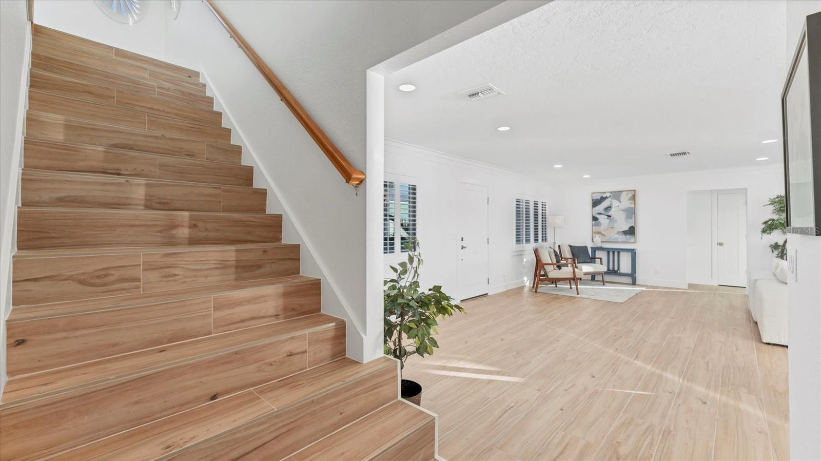 Image 24 of 58 For 10476 Boyette Street