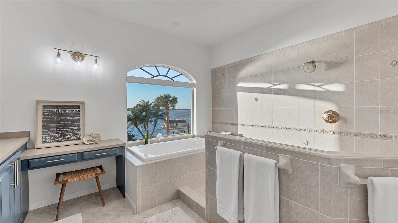 Image 32 of 58 For 10476 Boyette Street