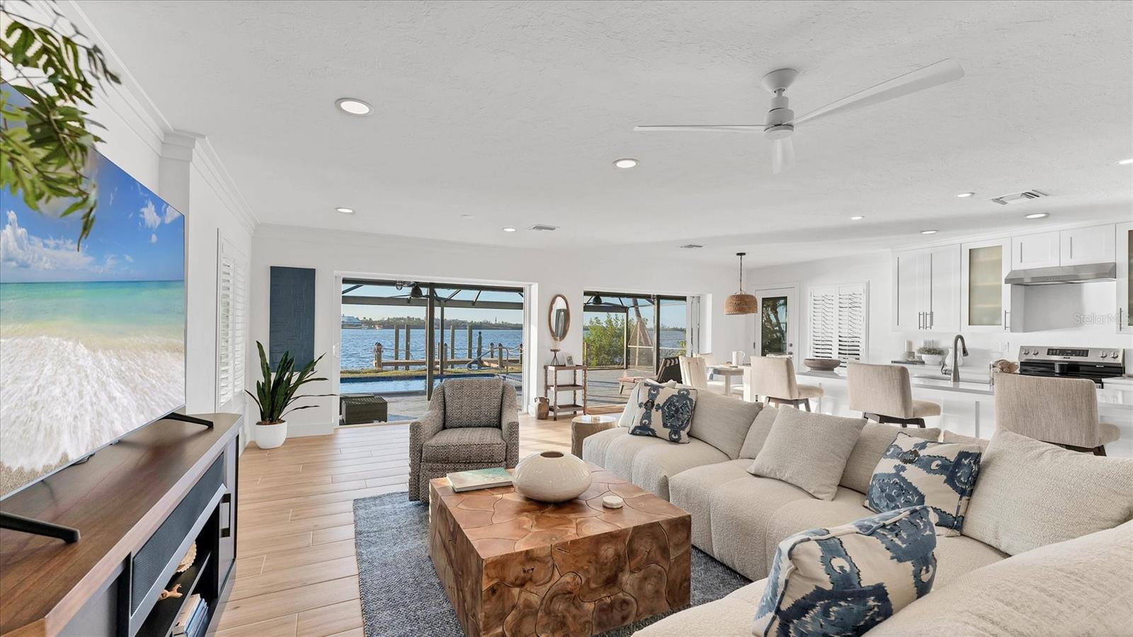 Image 7 of 58 For 10476 Boyette Street