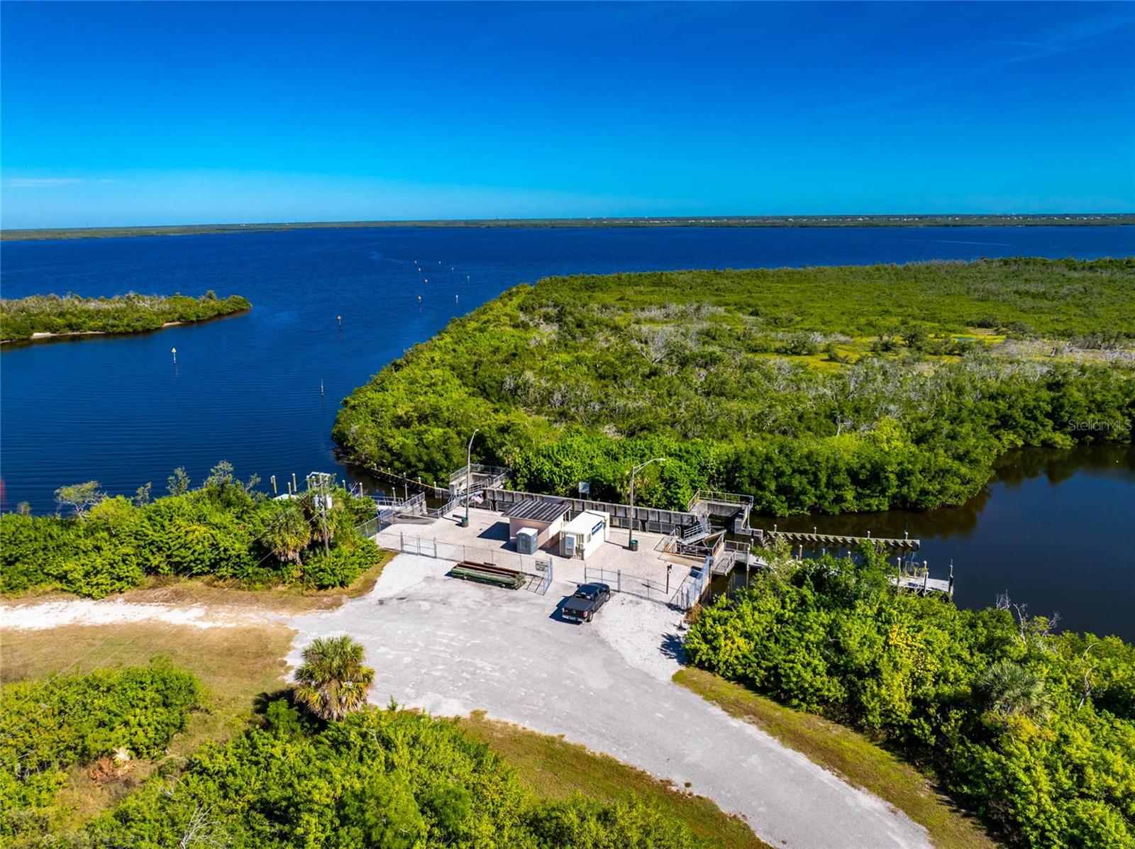 Image 13 of 14 For 9412 Hallendale Drive