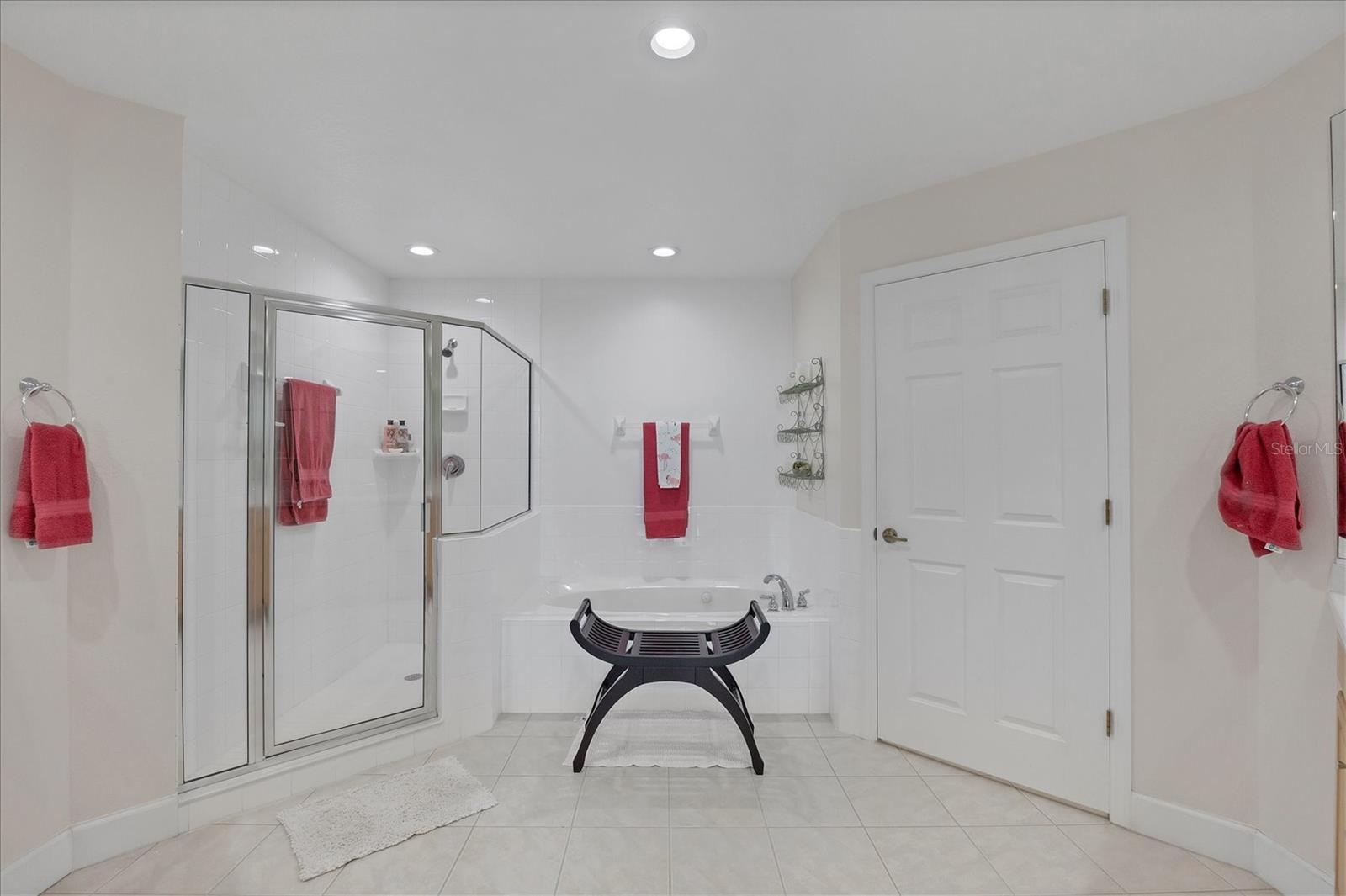 Image 17 of 34 For 13413 Gasparilla Road D501 & Sli