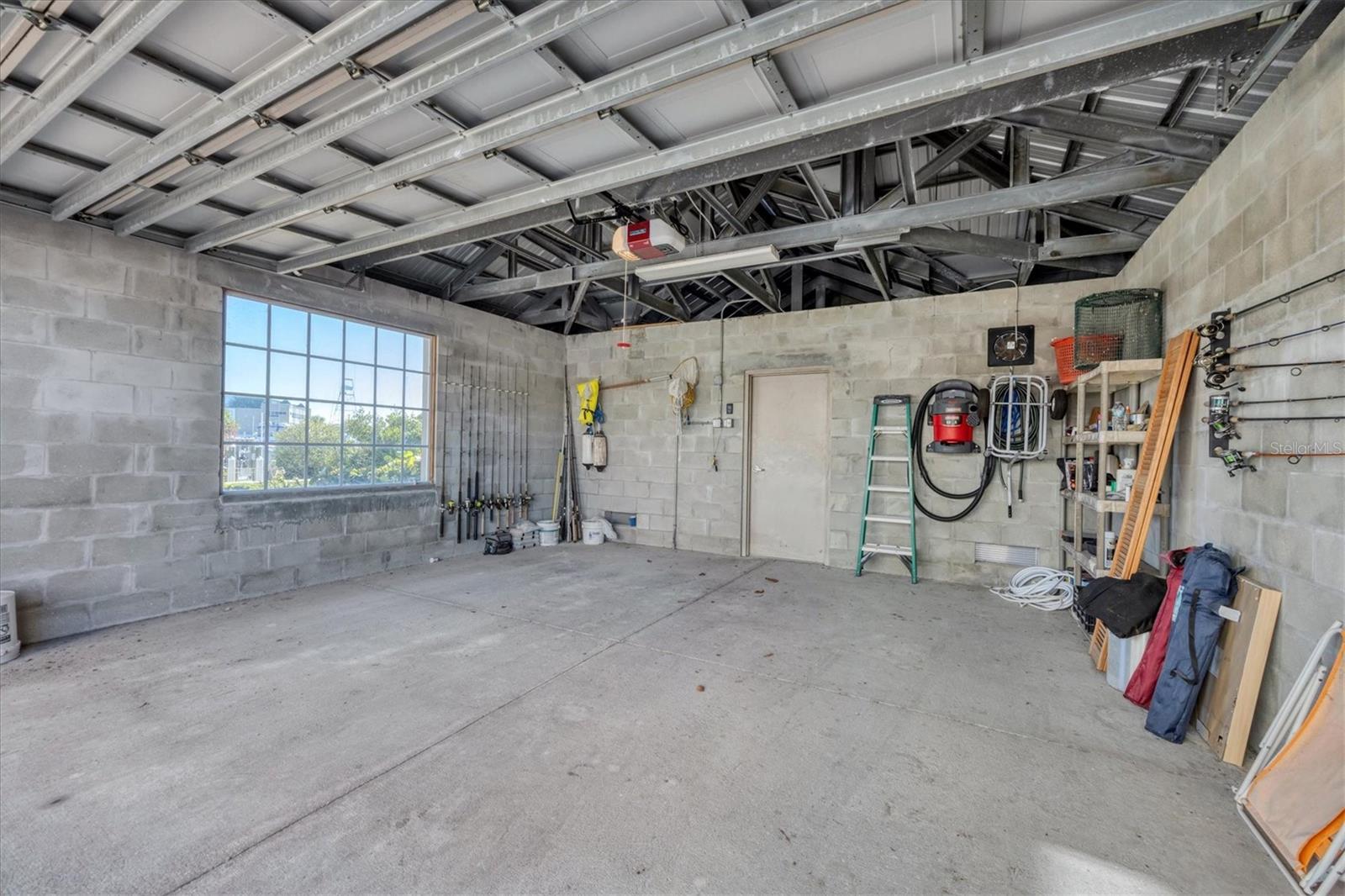 Image 30 of 34 For 13413 Gasparilla Road D501 & Sli