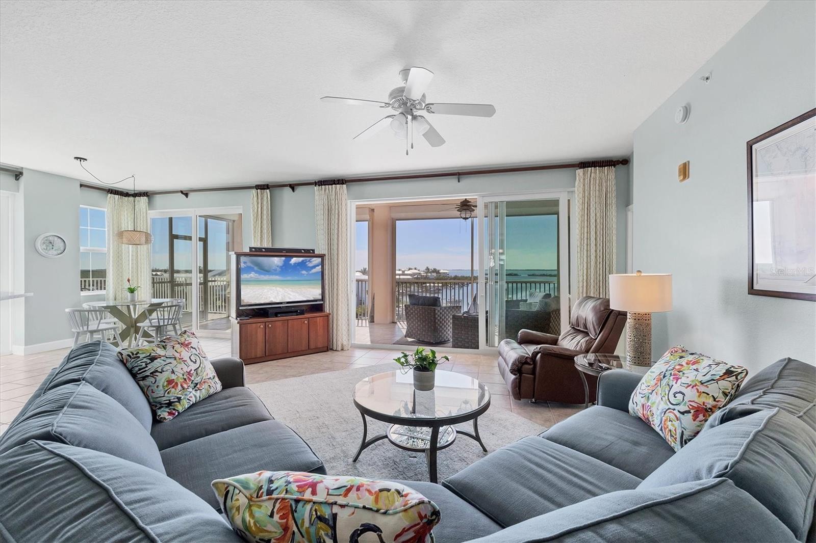 Image 6 of 34 For 13413 Gasparilla Road D501 & Sli