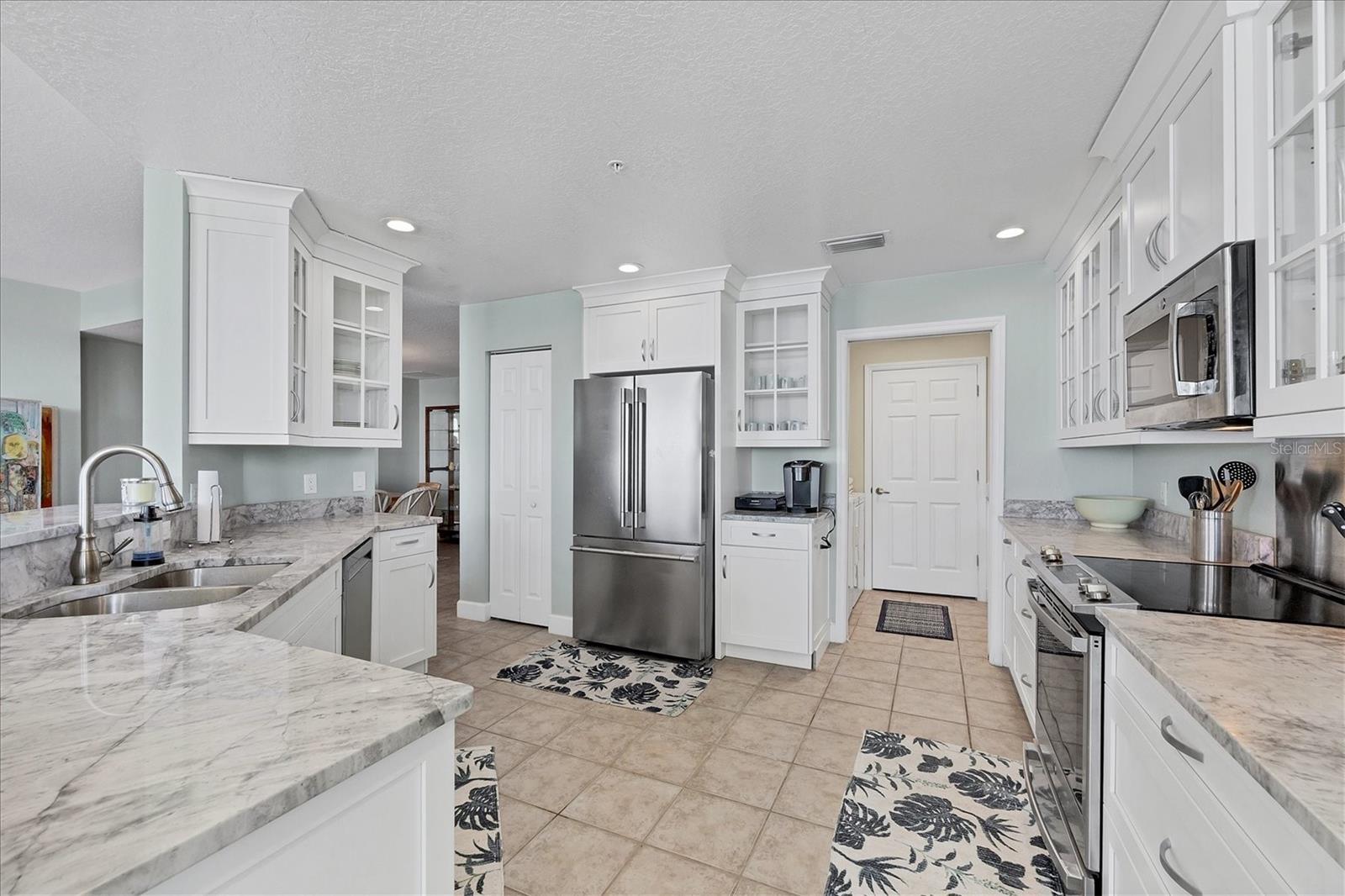 Image 9 of 34 For 13413 Gasparilla Road D501 & Sli